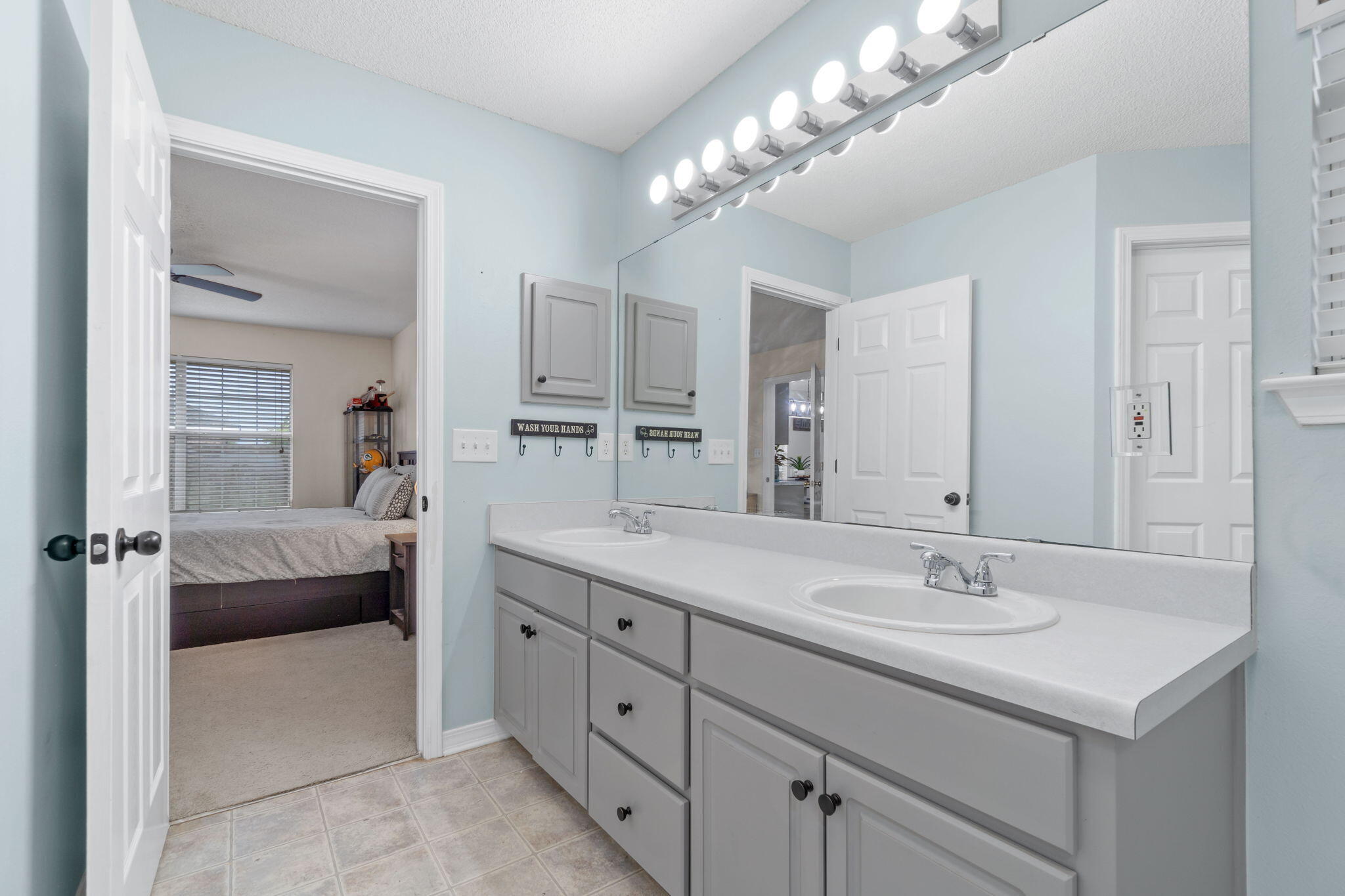 HAMPTON RIDGE ESTATES - Residential