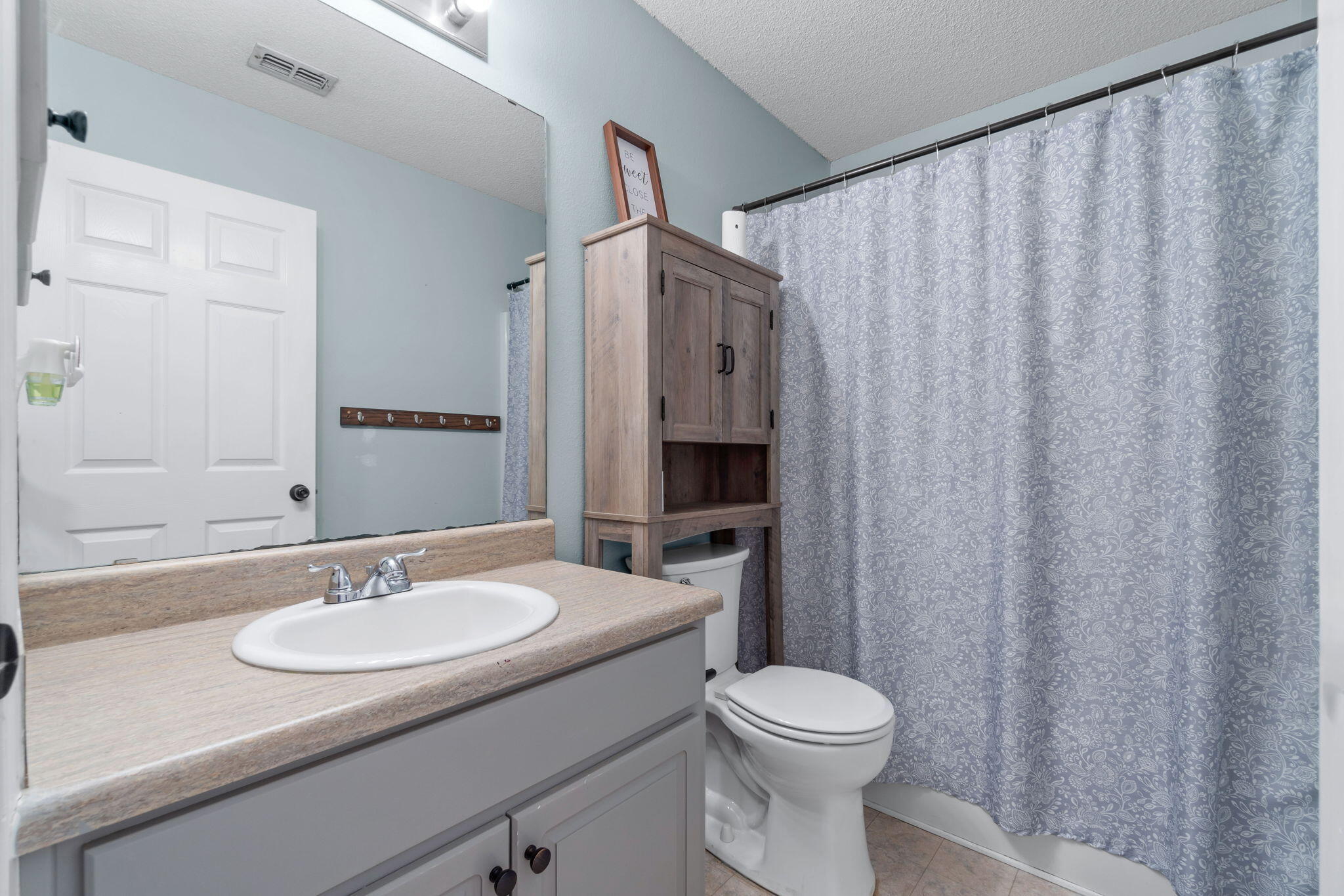 HAMPTON RIDGE ESTATES - Residential