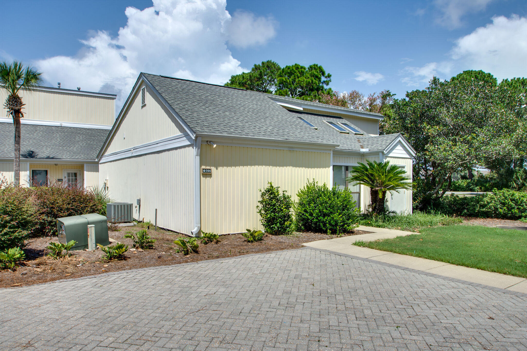 SANDPIPER VILLAGE CONDO - Residential