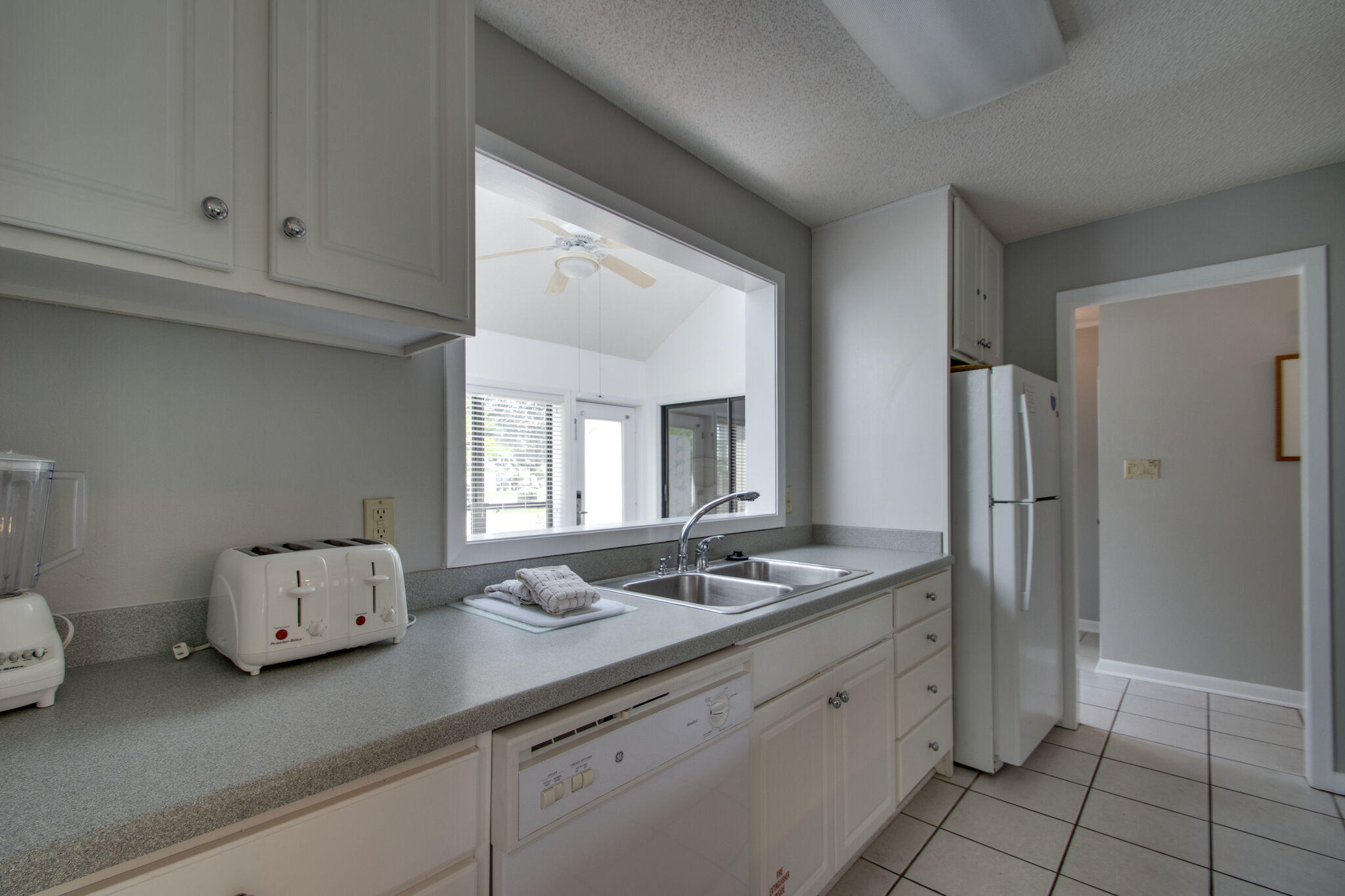 SANDPIPER VILLAGE CONDO - Residential