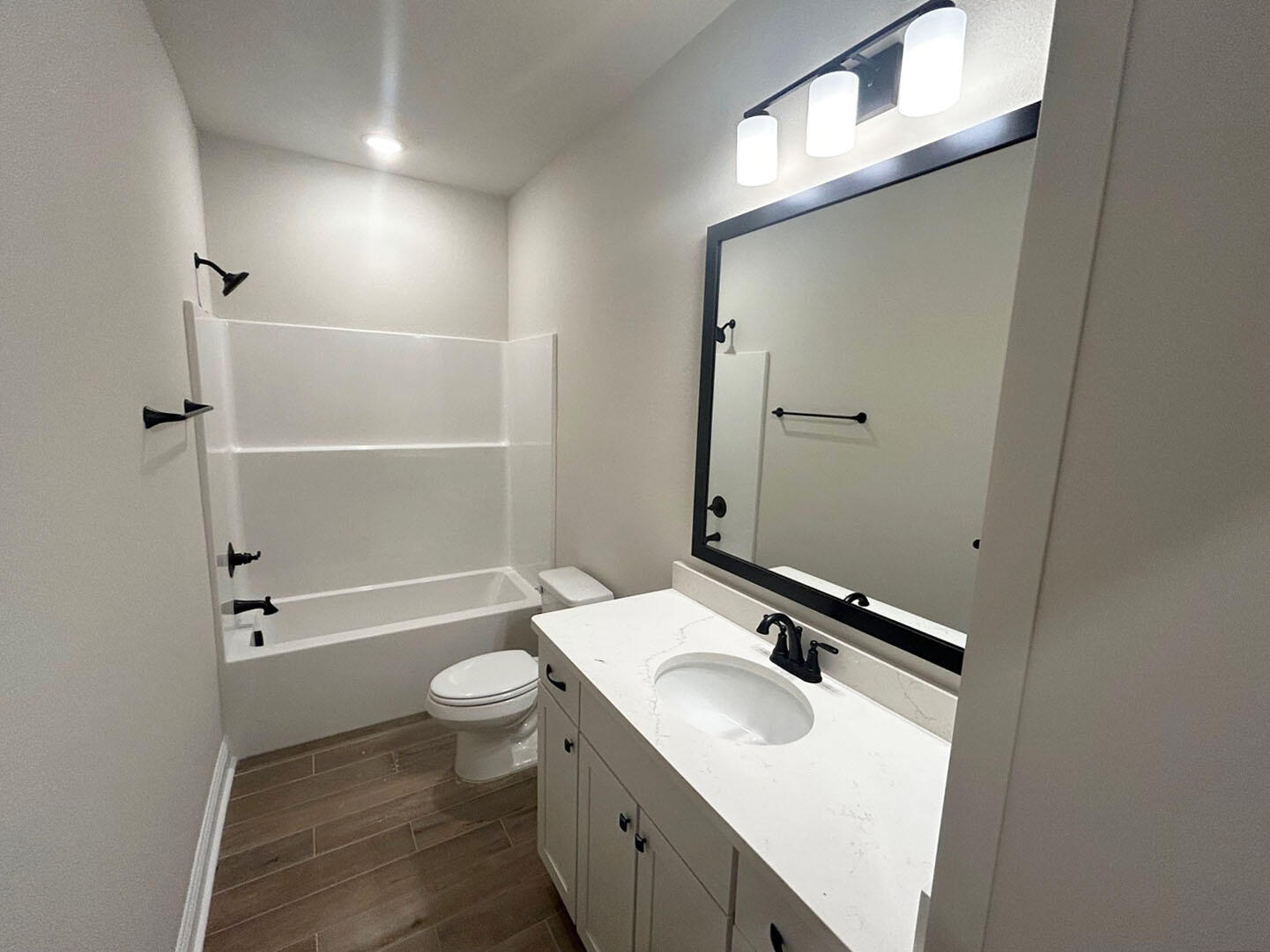 HAMMOCK BAY - STARBURST - Residential