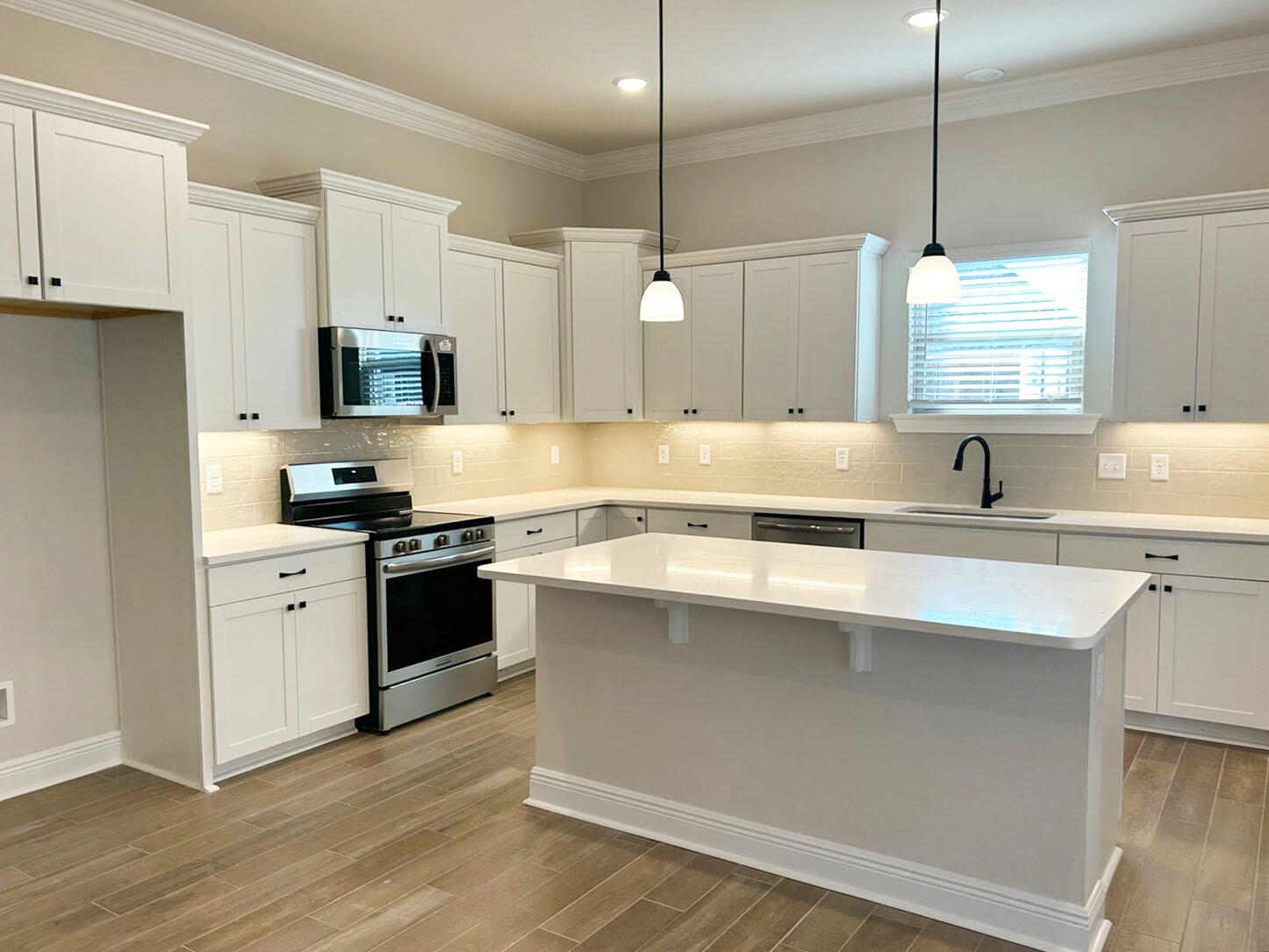 HAMMOCK BAY - STARBURST - Residential