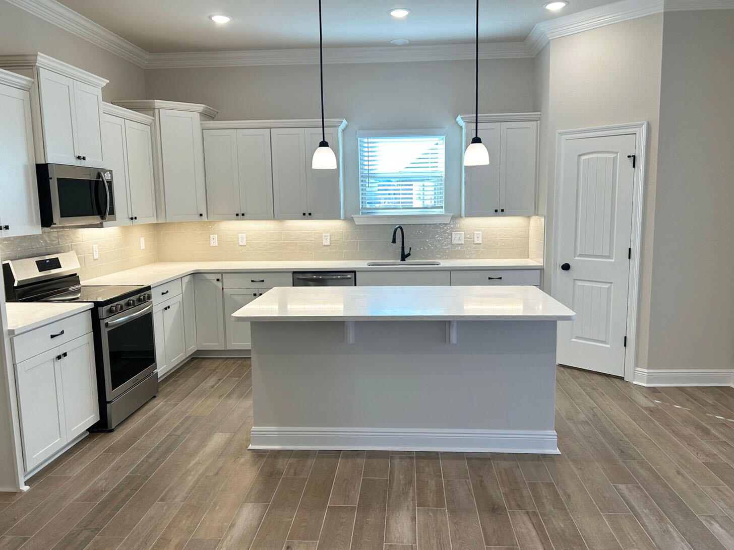 HAMMOCK BAY - STARBURST - Residential