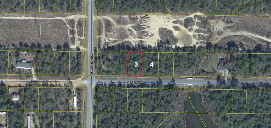 Wooded lots on a paved road in the fast growing Mossy Head area, approximately 10 minutes from historic downtown DeFuniak Springs, voted the Best Small Town in Florida by MainStreet USA.