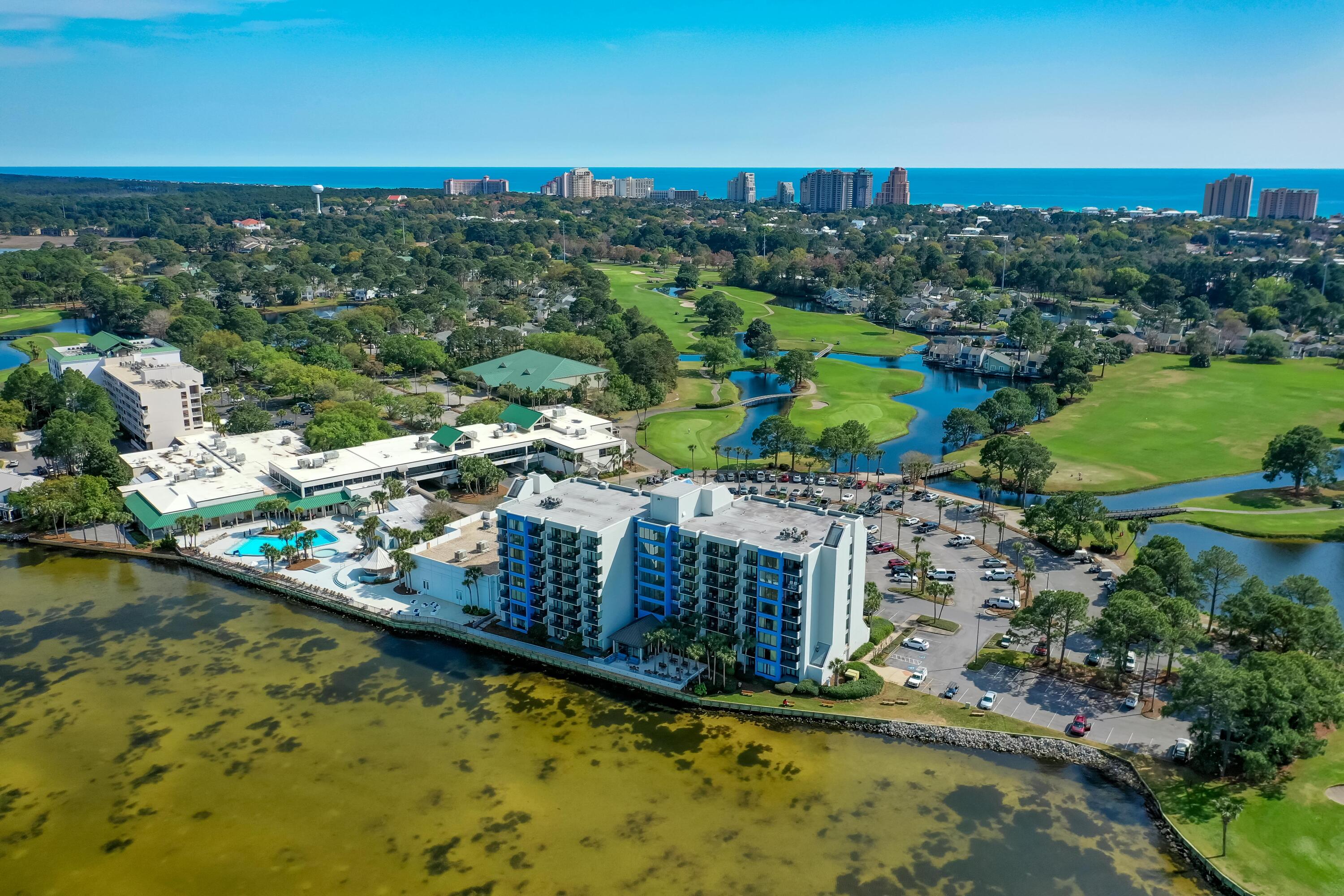 BAYSIDE CONDO SANDESTIN - Residential