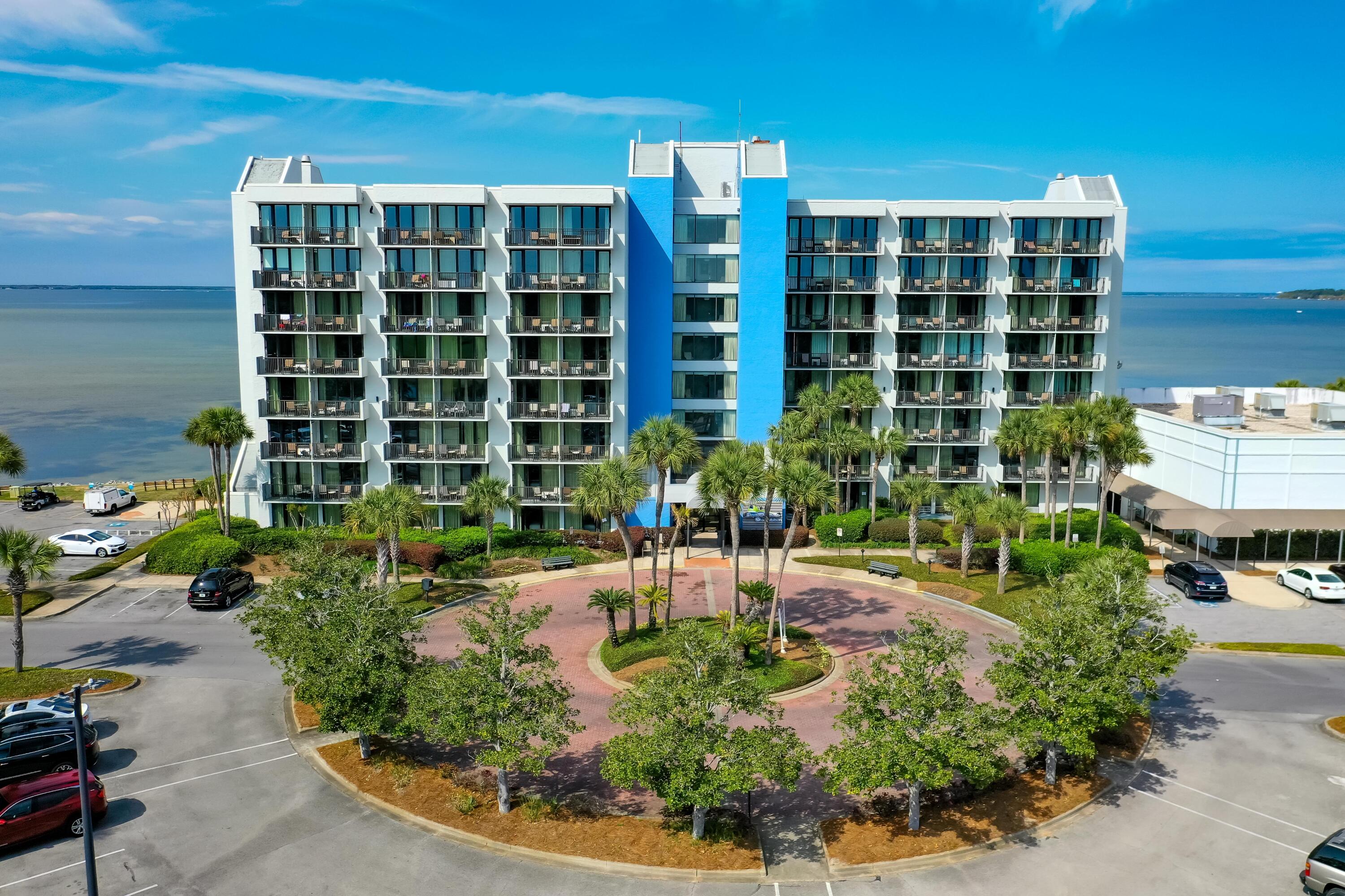 BAYSIDE CONDO SANDESTIN - Residential