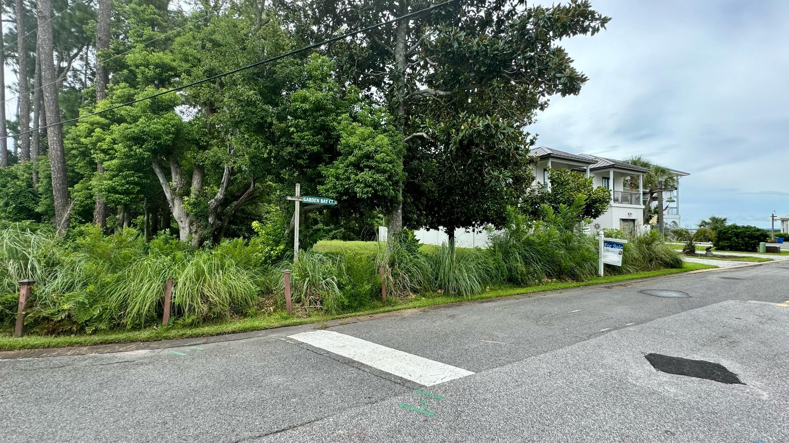 BAYSHORE GARDENS - Land