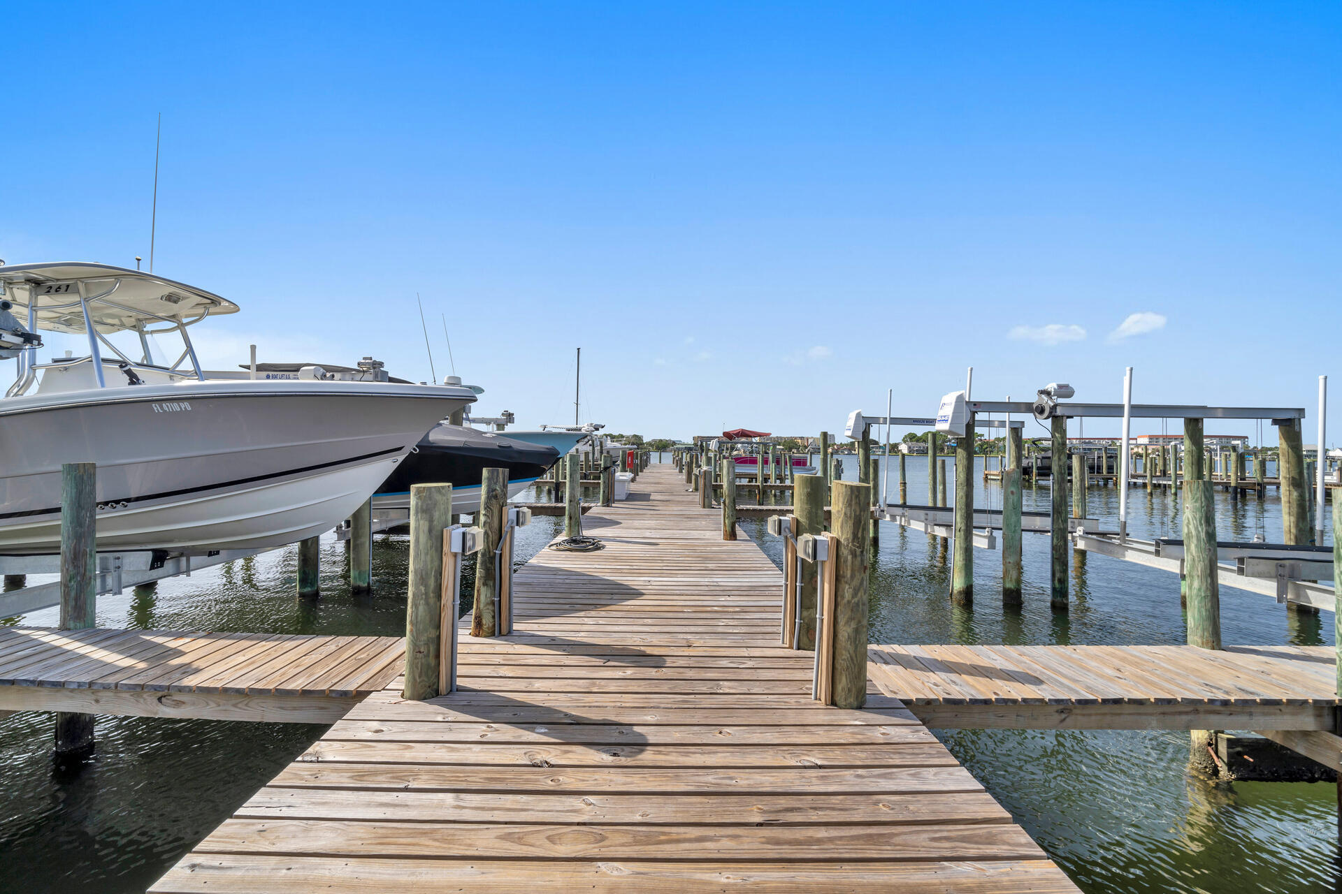 Pirates Bay PH I Unit A103 - Residential