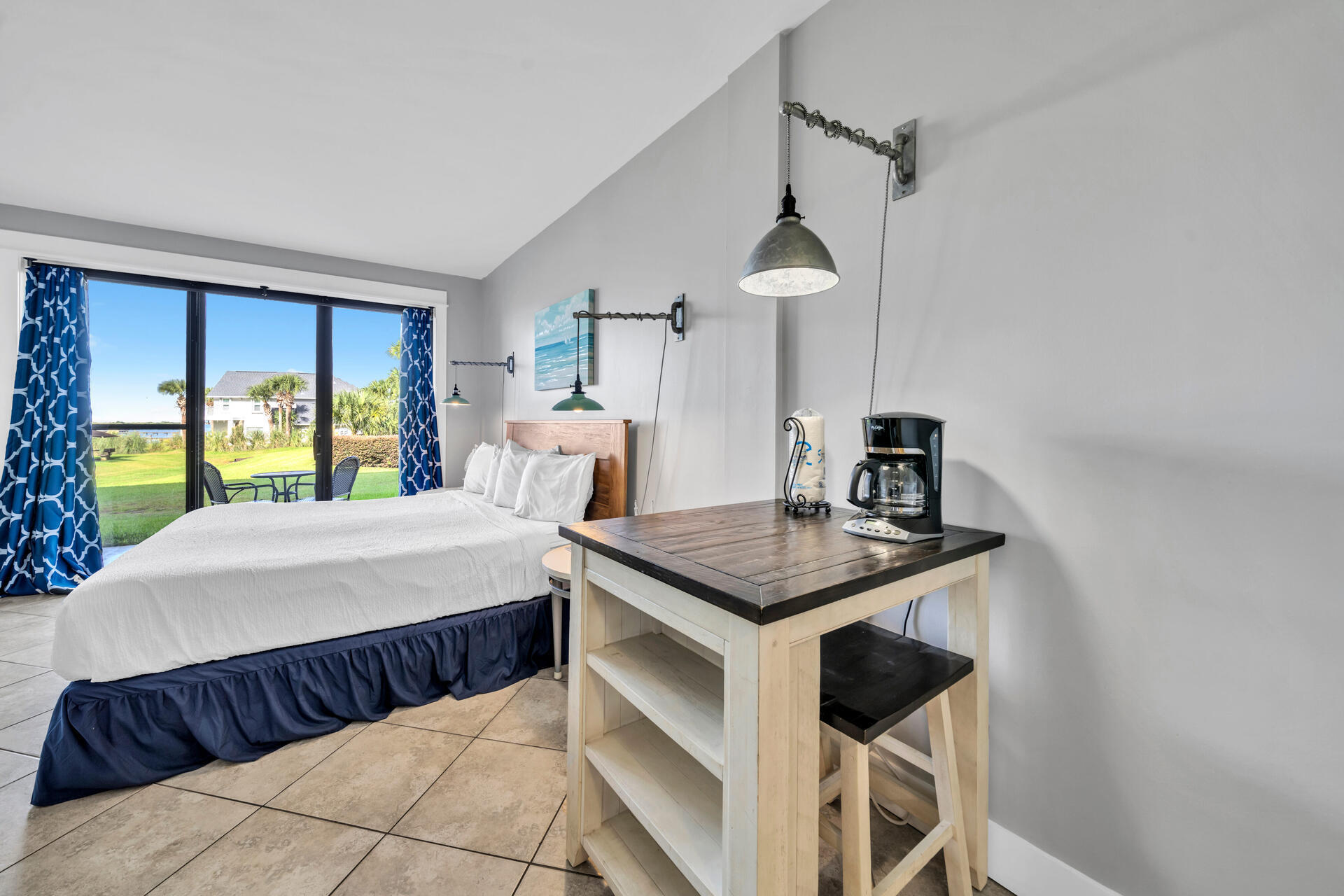 Pirates Bay PH I Unit A103 - Residential