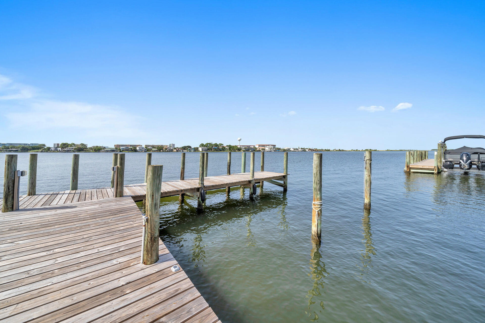 Pirates Bay PH I Unit A103 - Residential