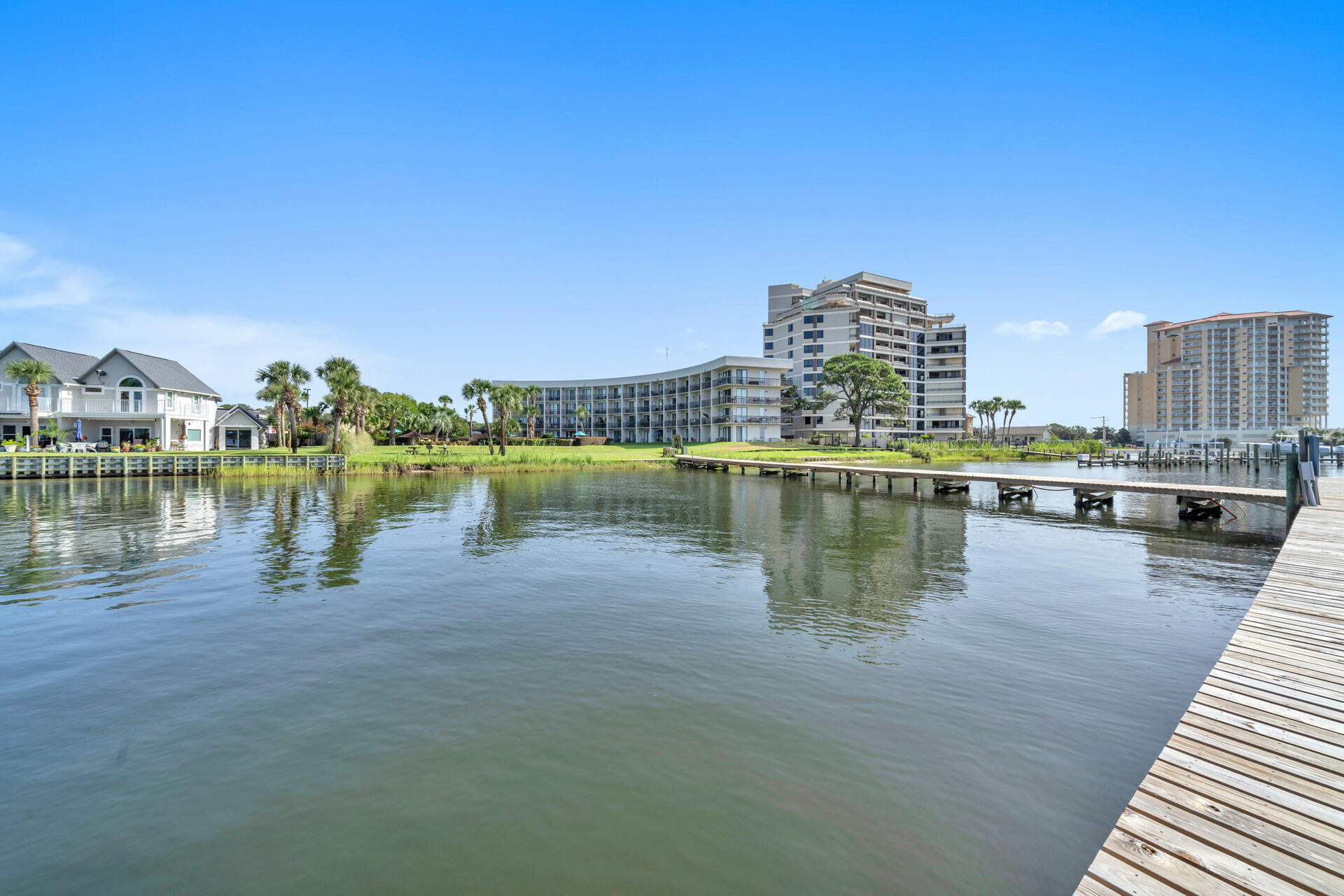 Pirates Bay PH I Unit A103 - Residential