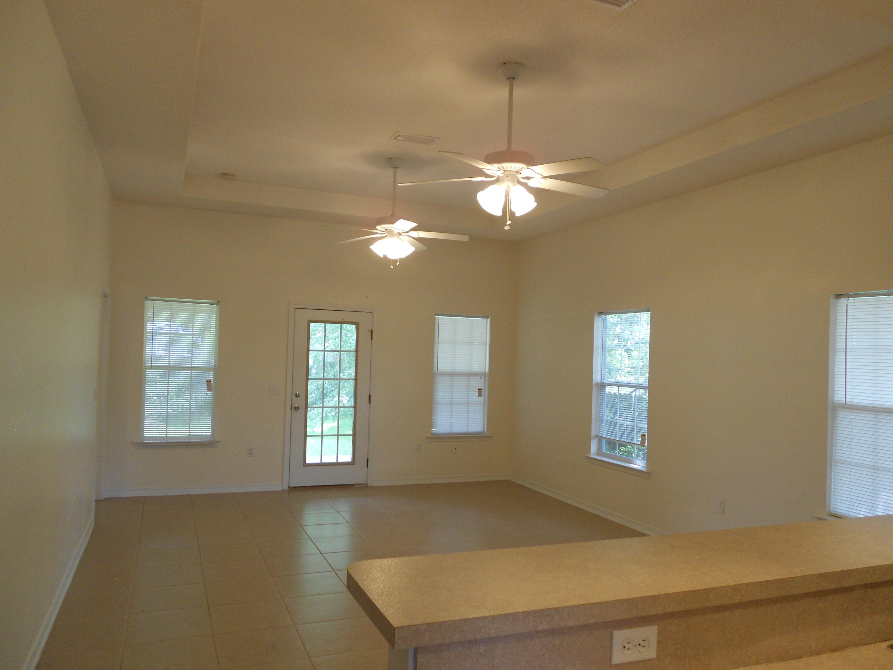 NORTH PARK T/H PH II - Residential Lease