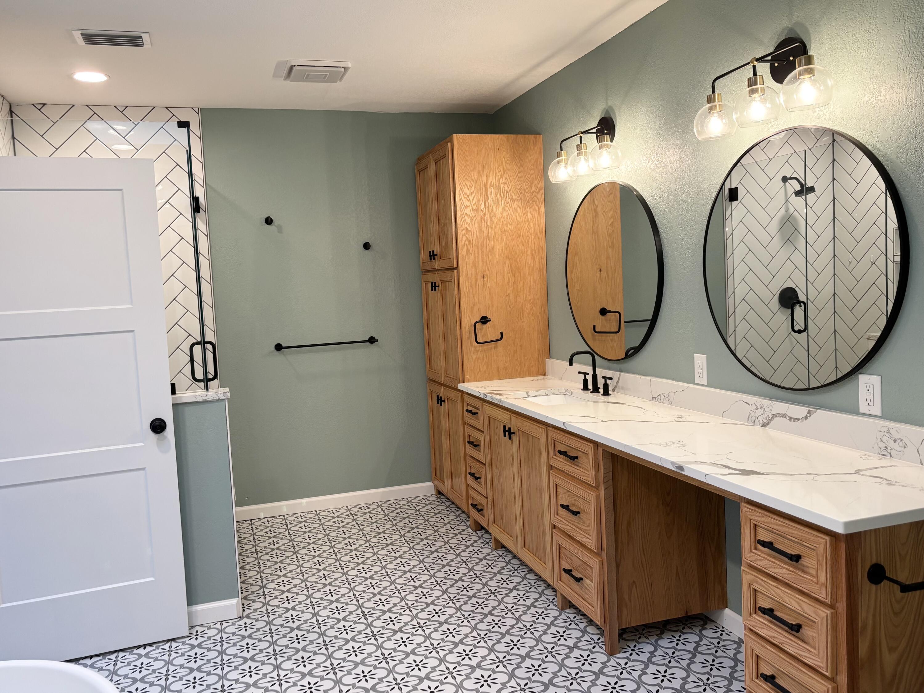 ELLIOTTS POINT 7TH ADDN - Residential Lease