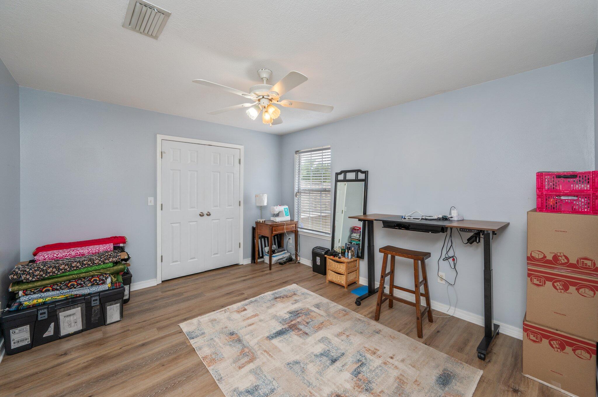 ADASHAN GARDYNS - Residential