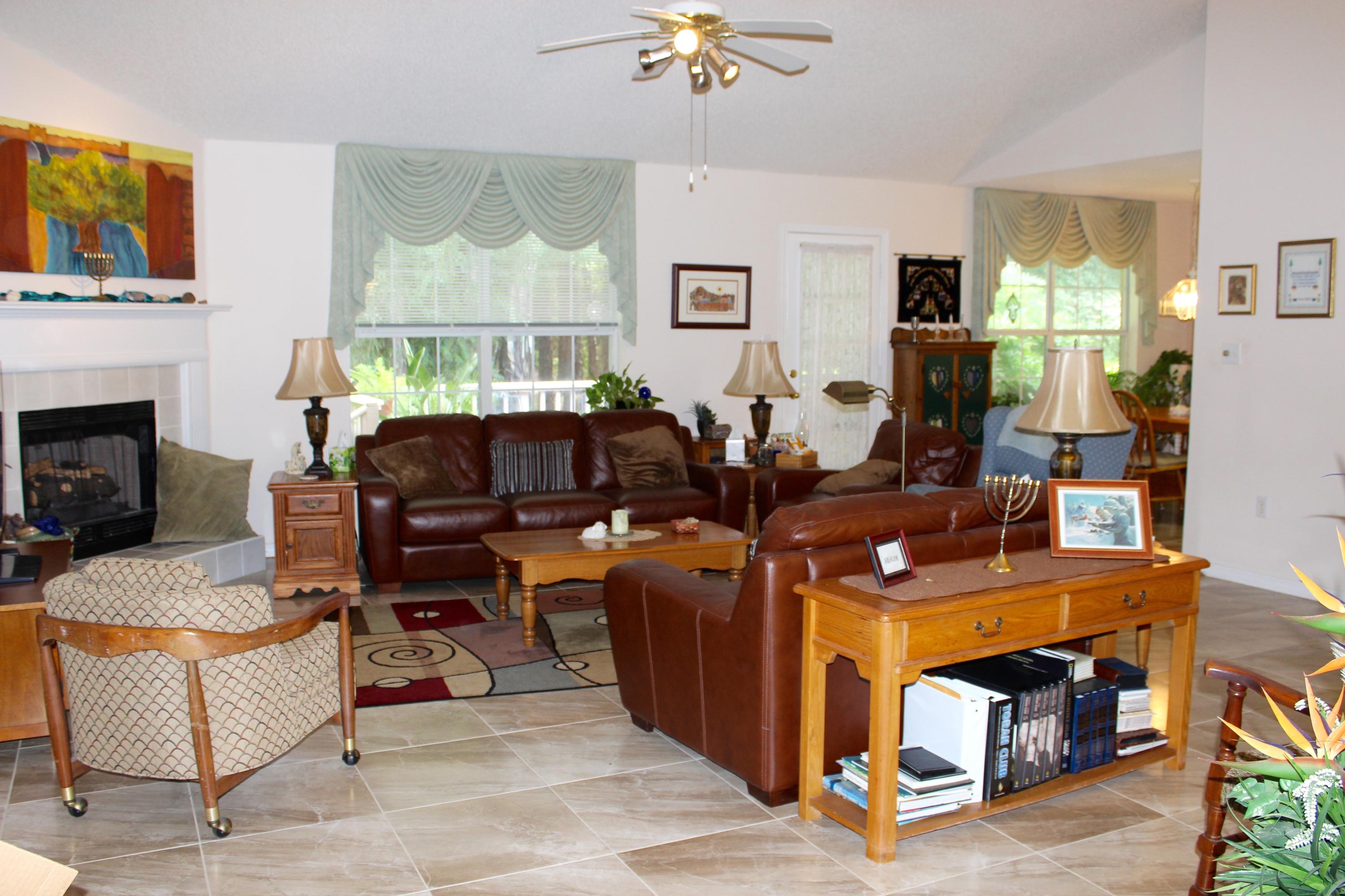 INDIAN WOODS - Residential