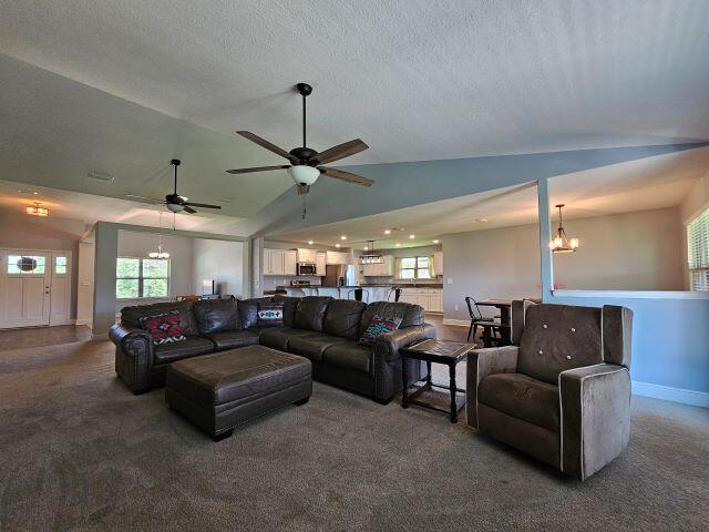 WILLOW CREEK PLANTATION - Residential Lease