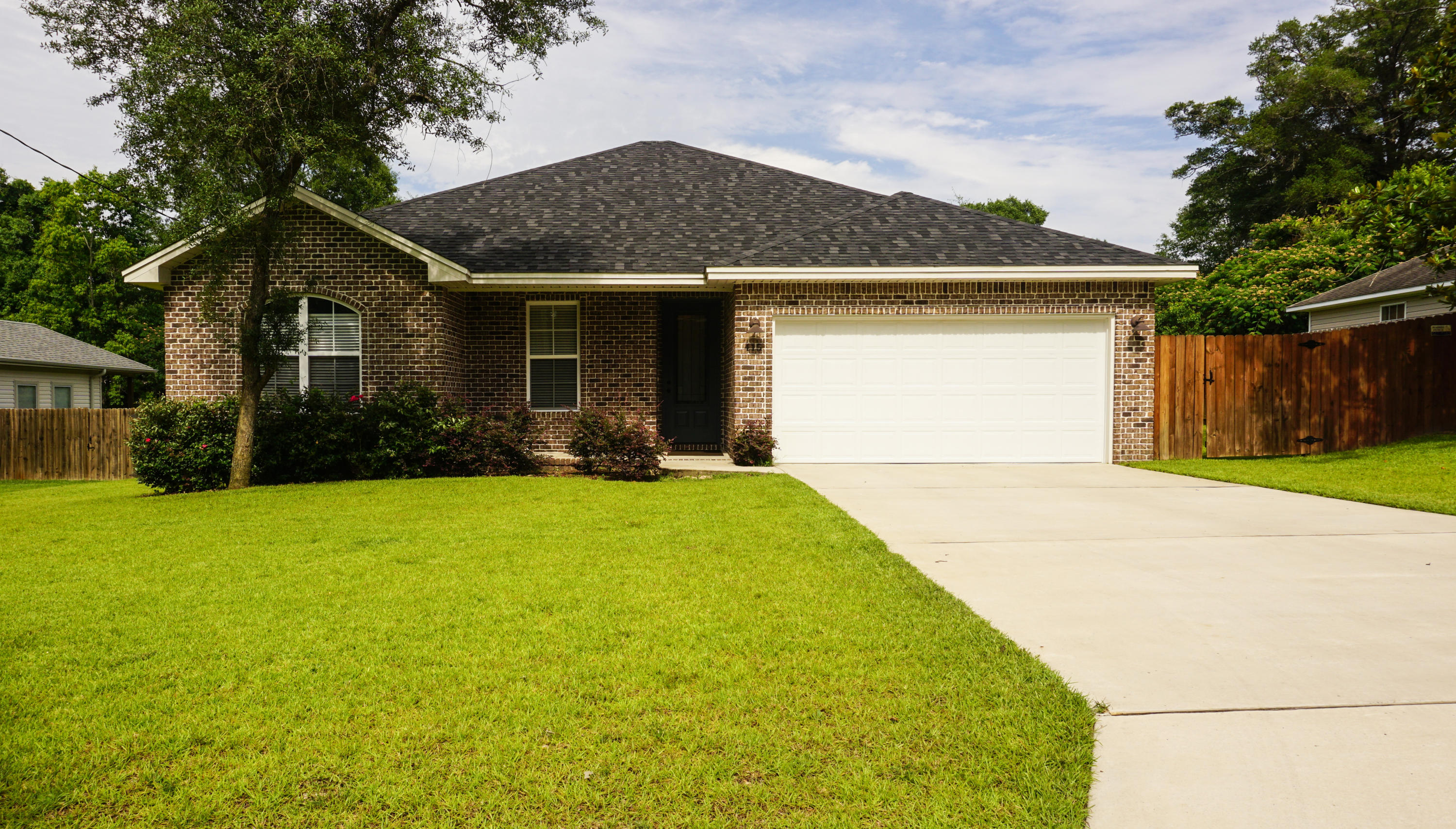 BULLOCK ESTATES - Residential