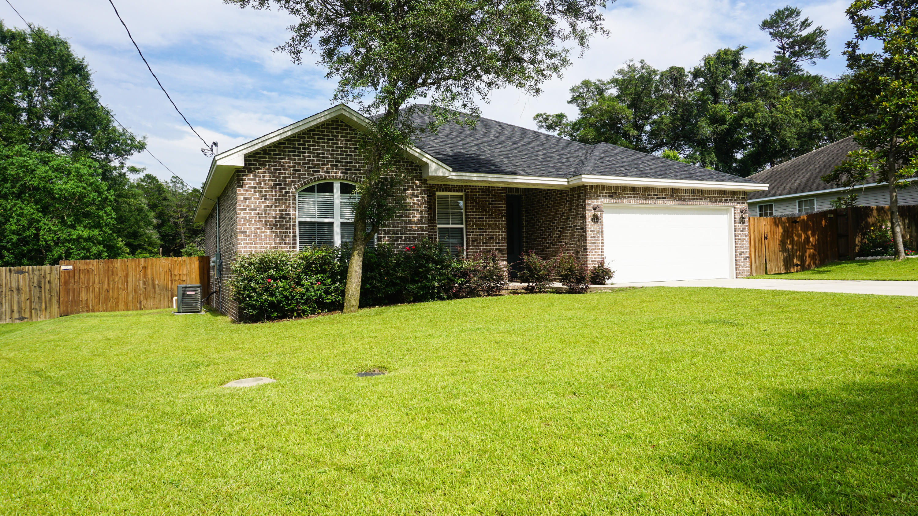 BULLOCK ESTATES - Residential