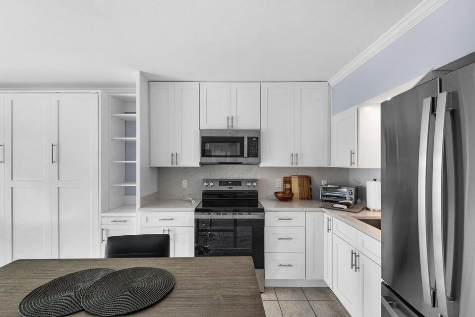 PIER ONE CONDO - Residential Lease