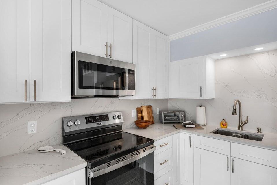 PIER ONE CONDO - Residential Lease