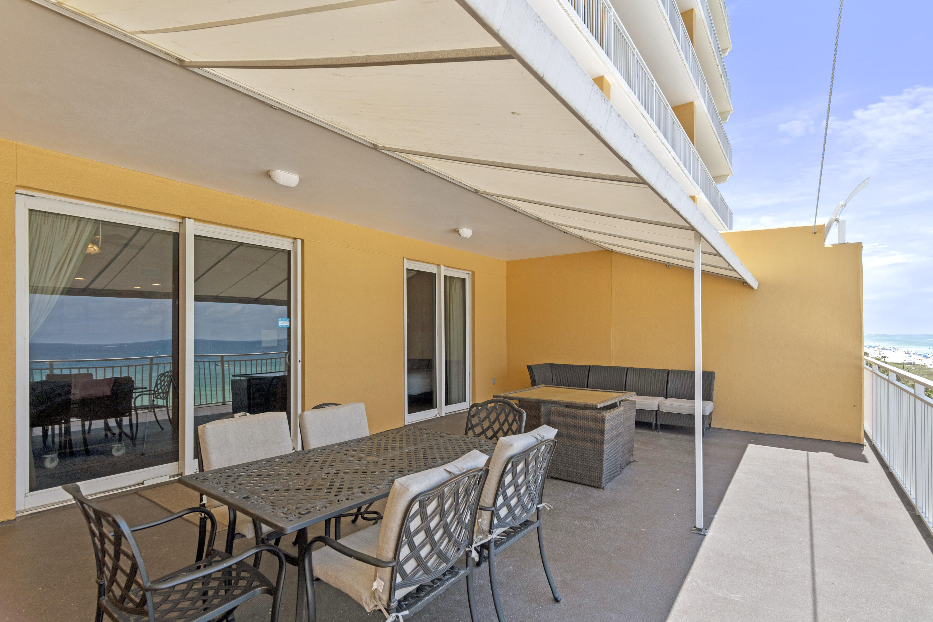 STERLING REEF - Residential