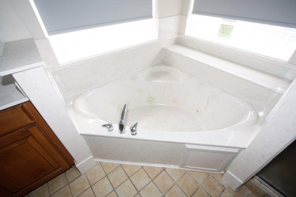 OLDE FLORIDA LAKES - Residential