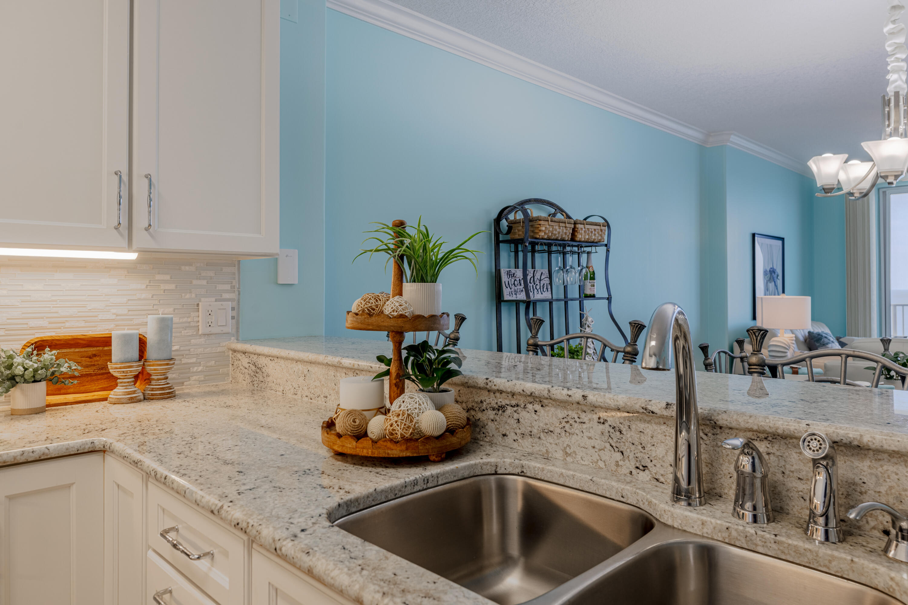 EMERALD ISLE - Residential