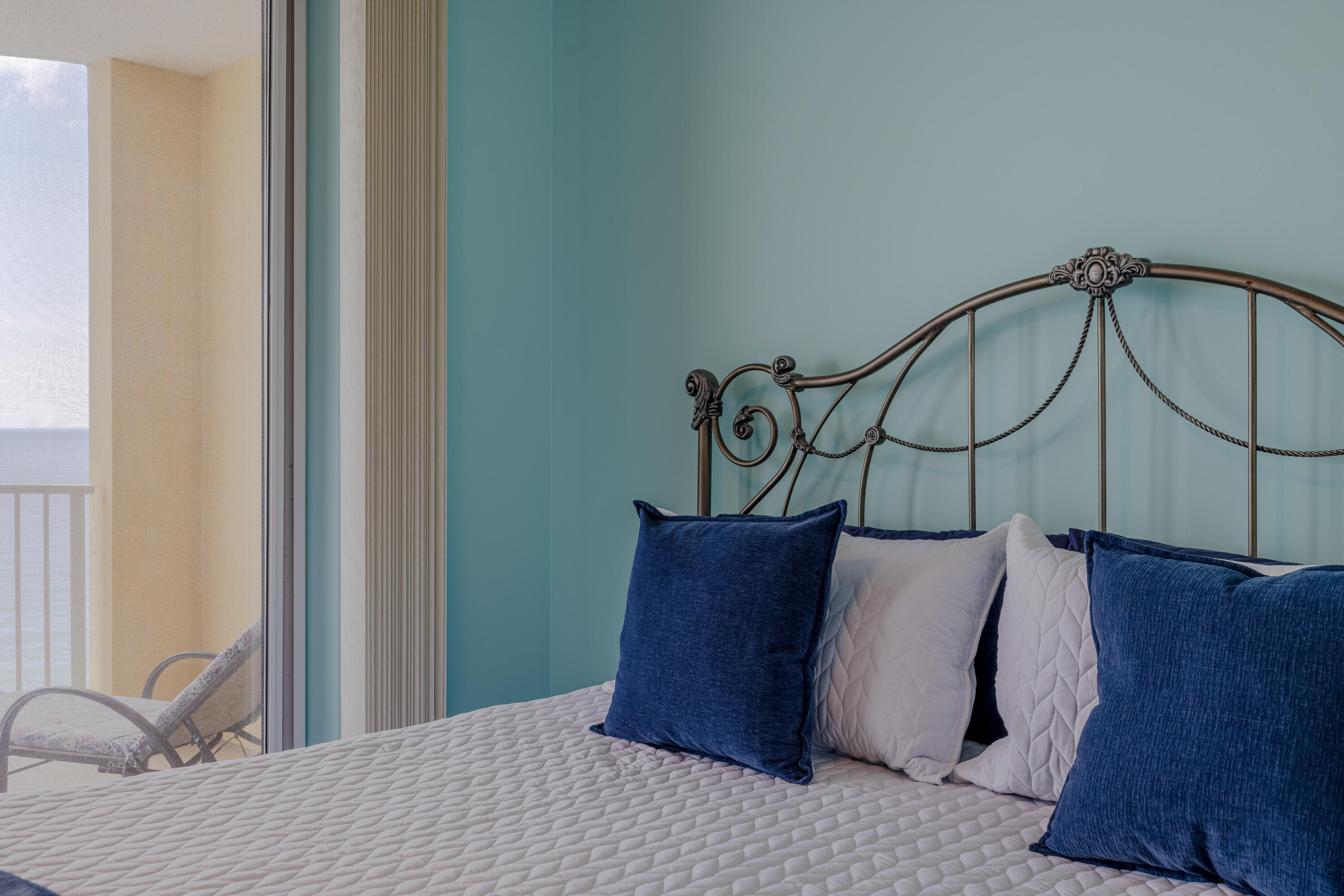 EMERALD ISLE - Residential