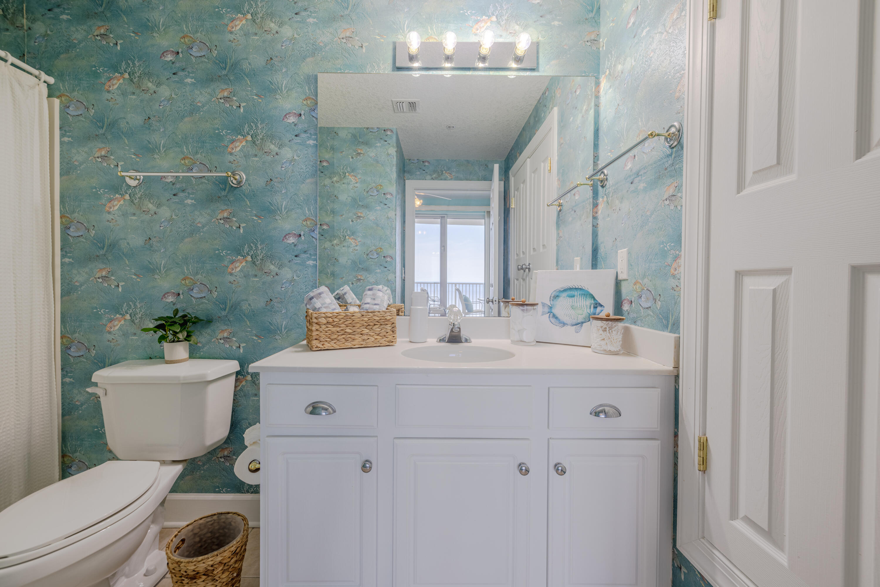 EMERALD ISLE - Residential