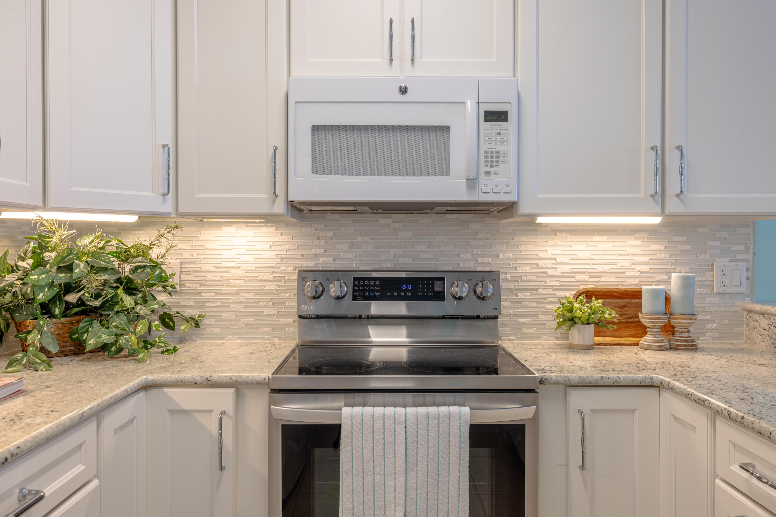 EMERALD ISLE - Residential