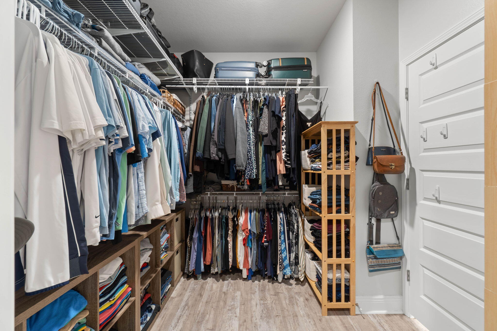 HAMMOCK BAY - FIREFLY - Residential