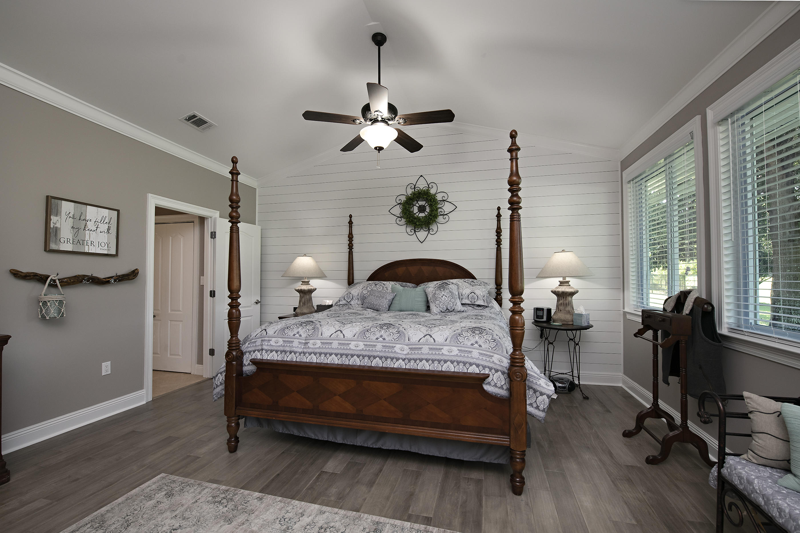 GOLF VIEW - Residential