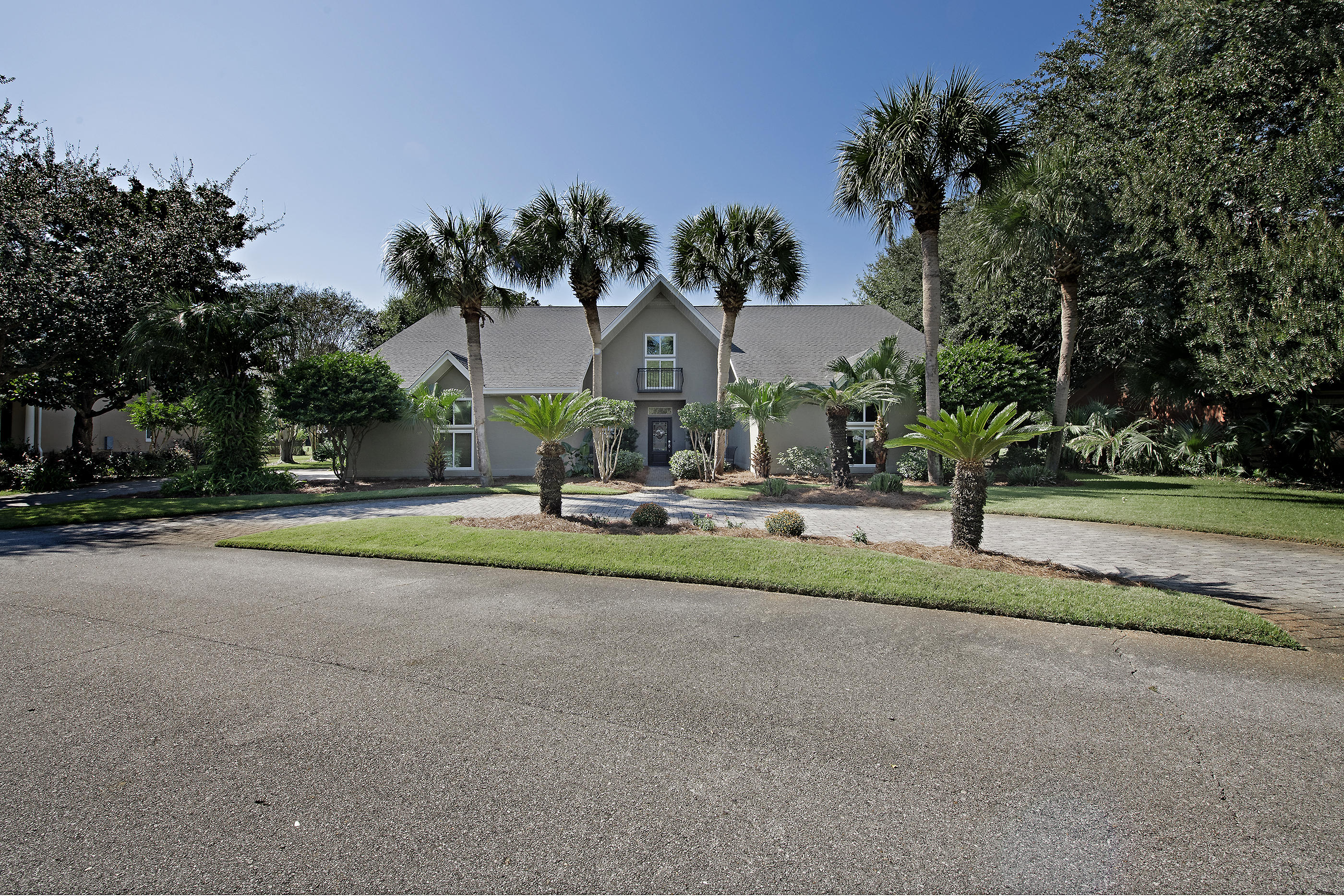 GOLF VIEW - Residential