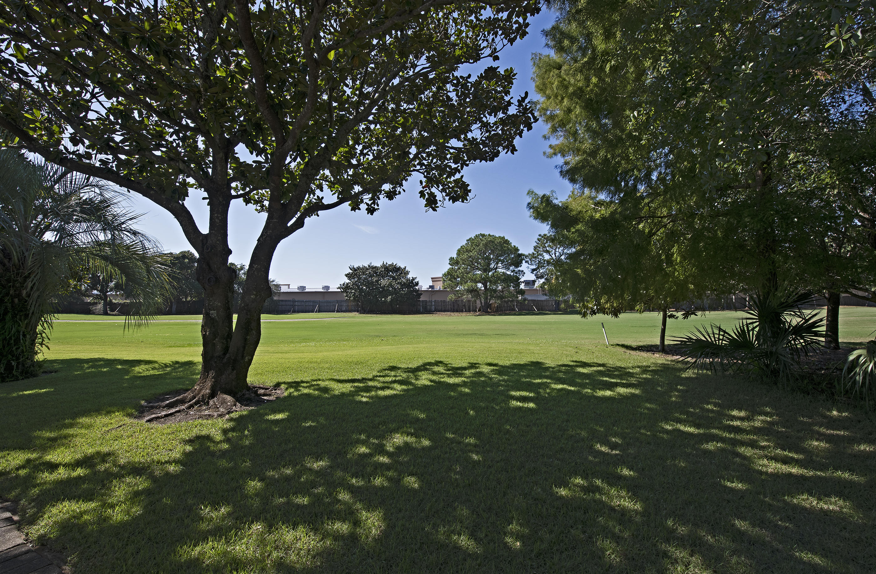 GOLF VIEW - Residential