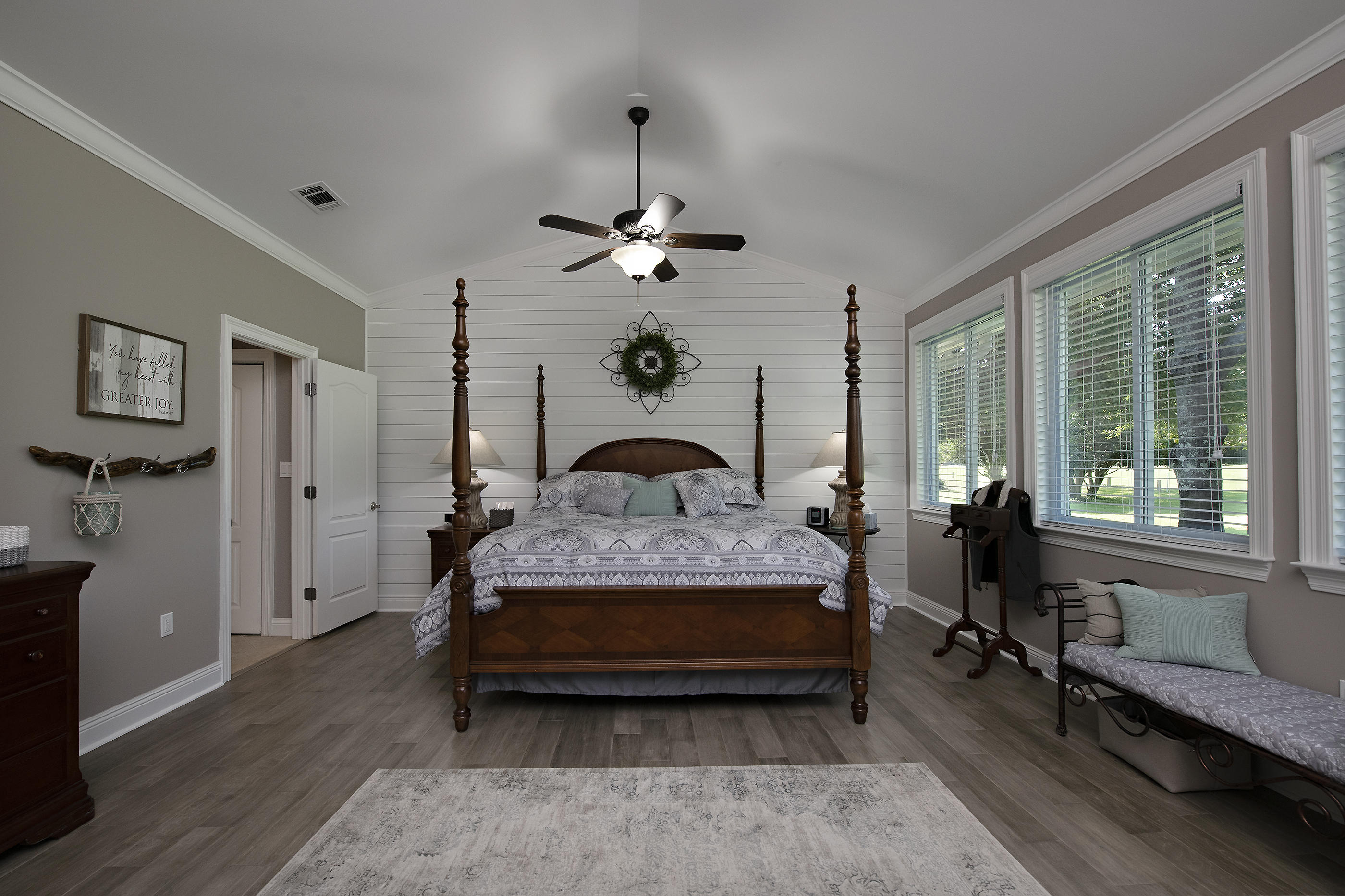 GOLF VIEW - Residential