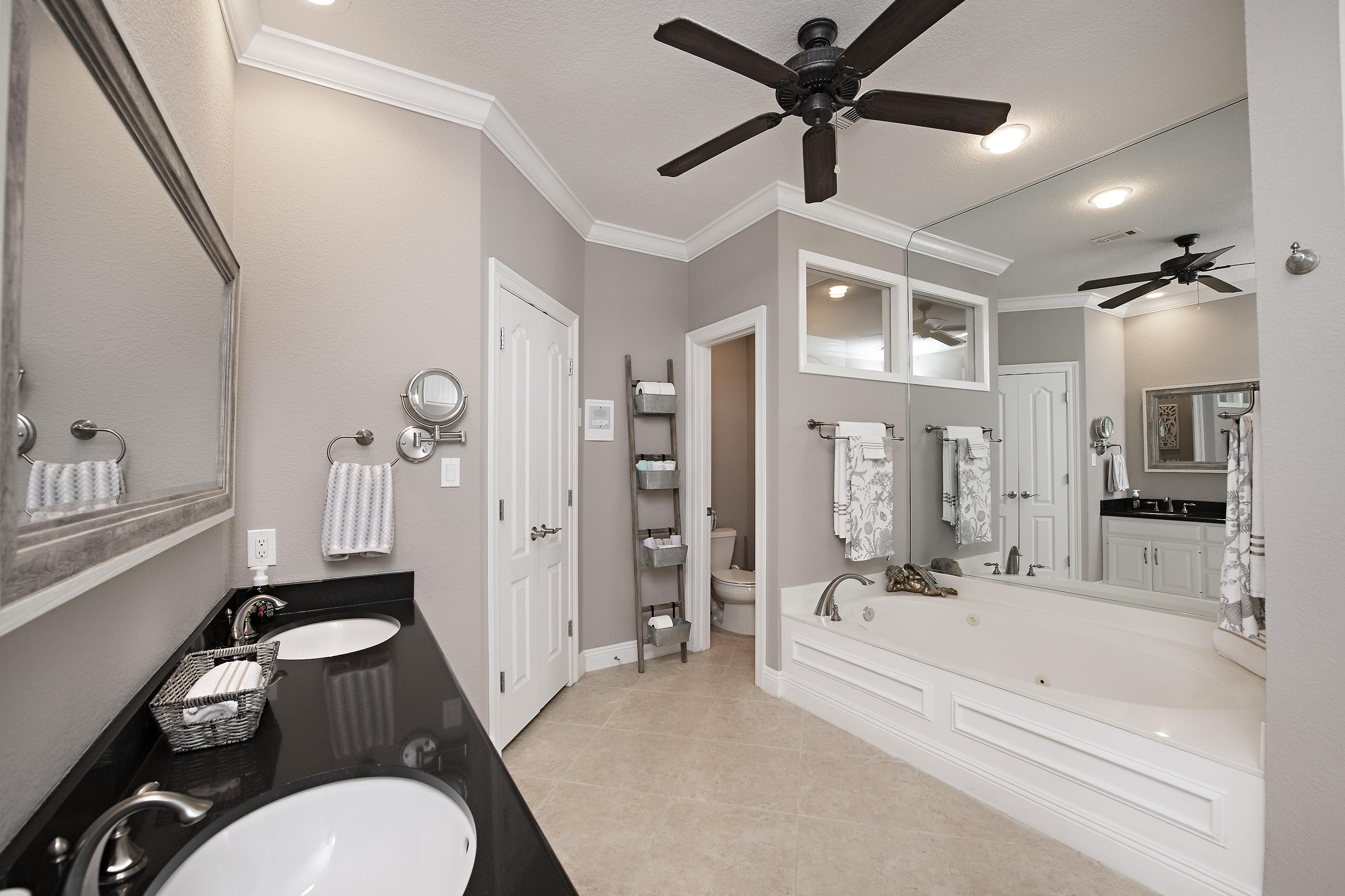 GOLF VIEW - Residential