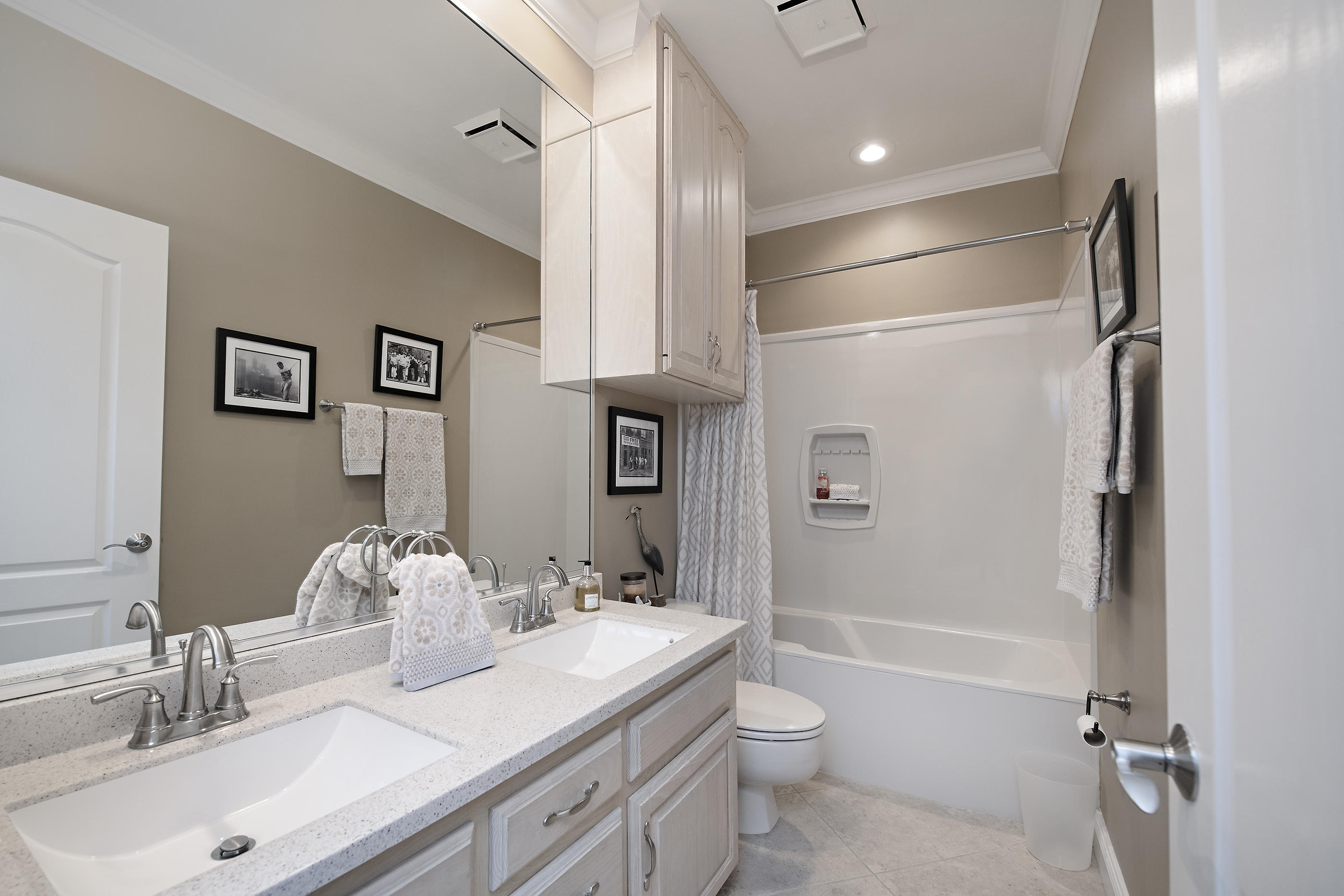 GOLF VIEW - Residential