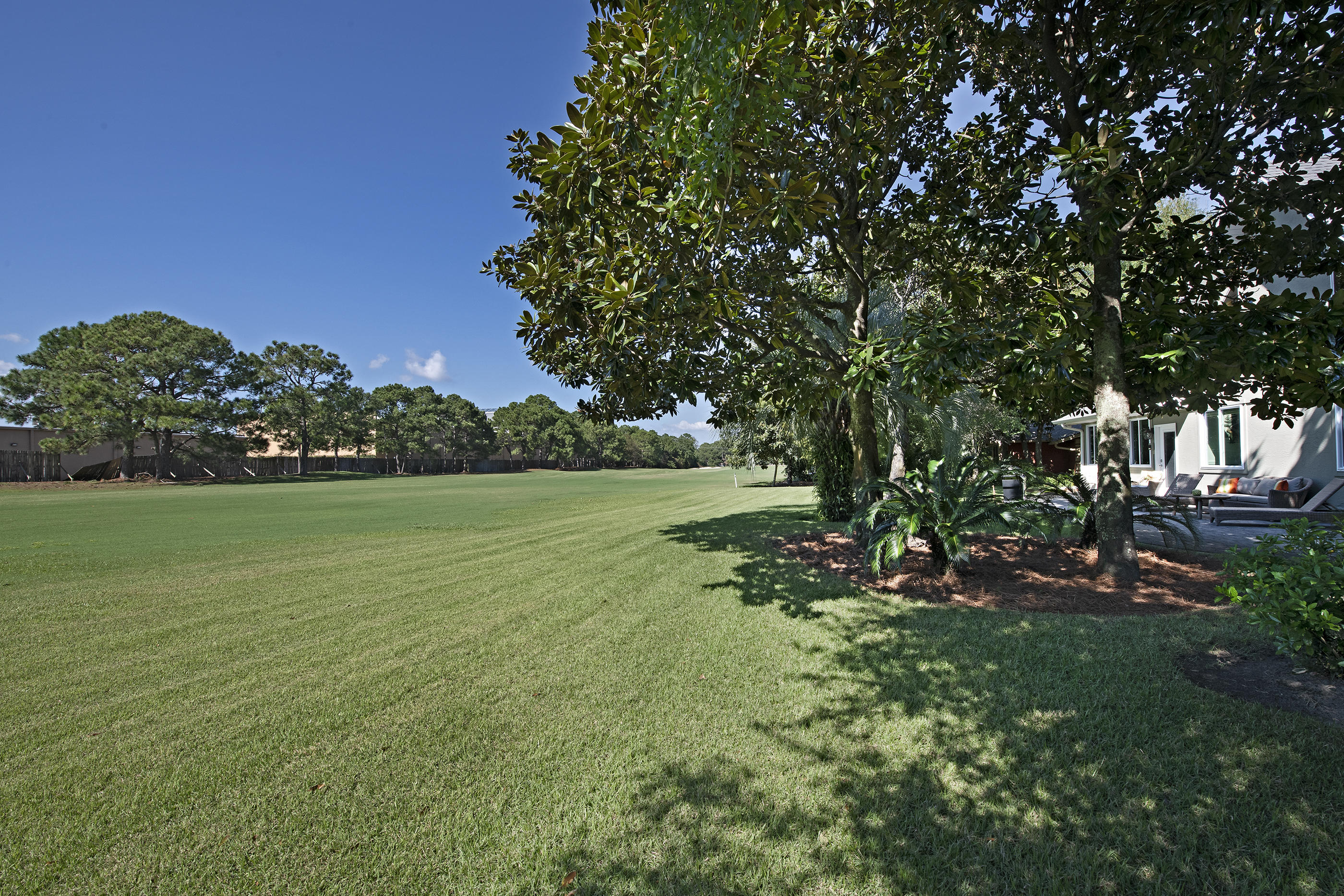 GOLF VIEW - Residential