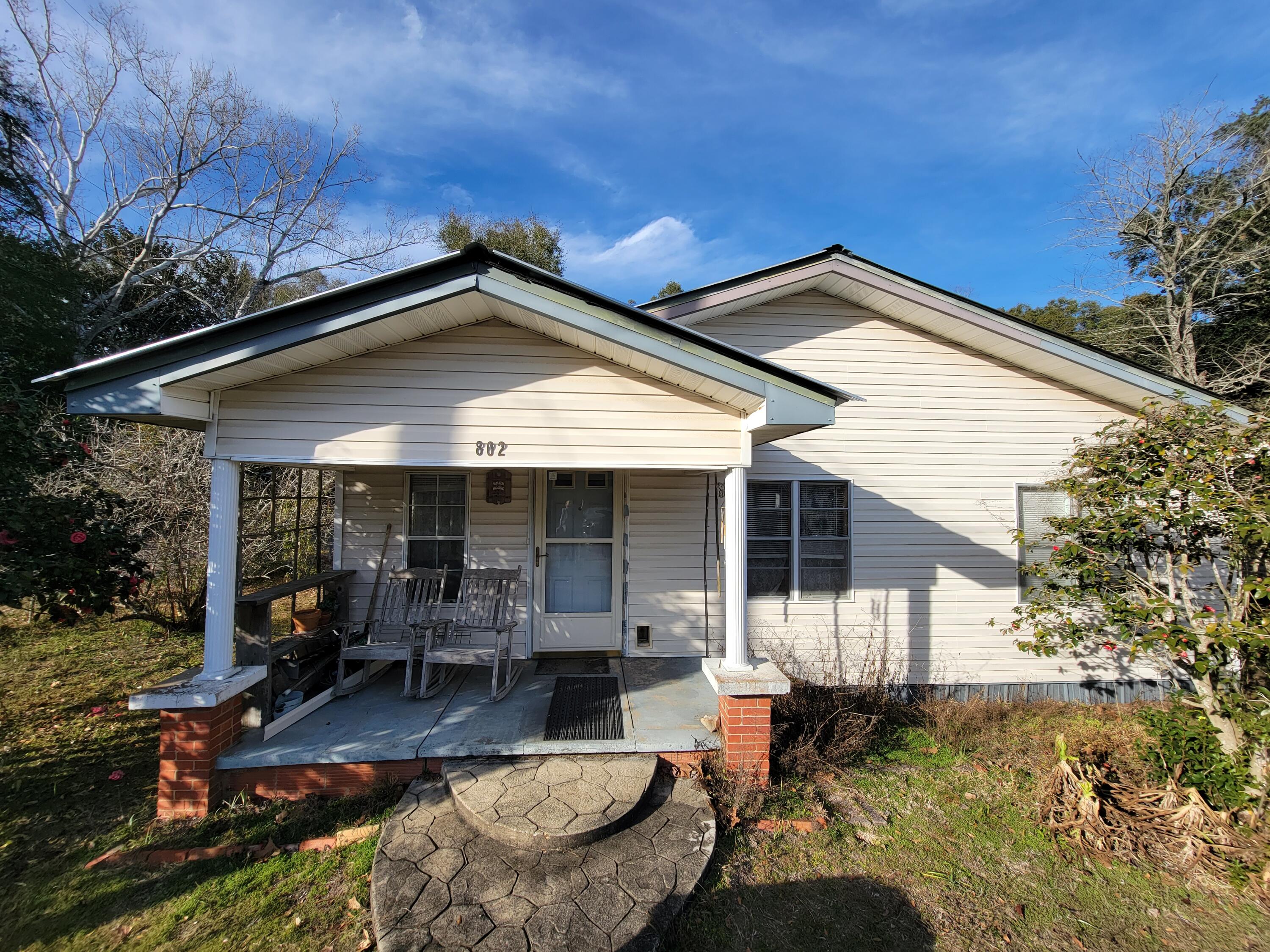 CRESTVIEW - Residential