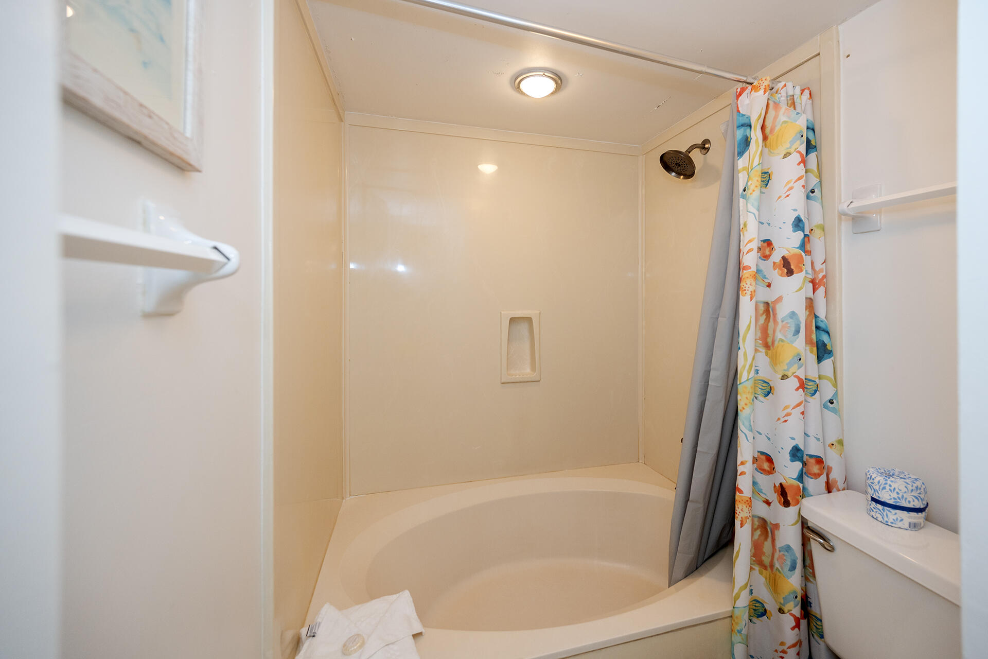 MAINSAIL CONDO PH 1 - Residential