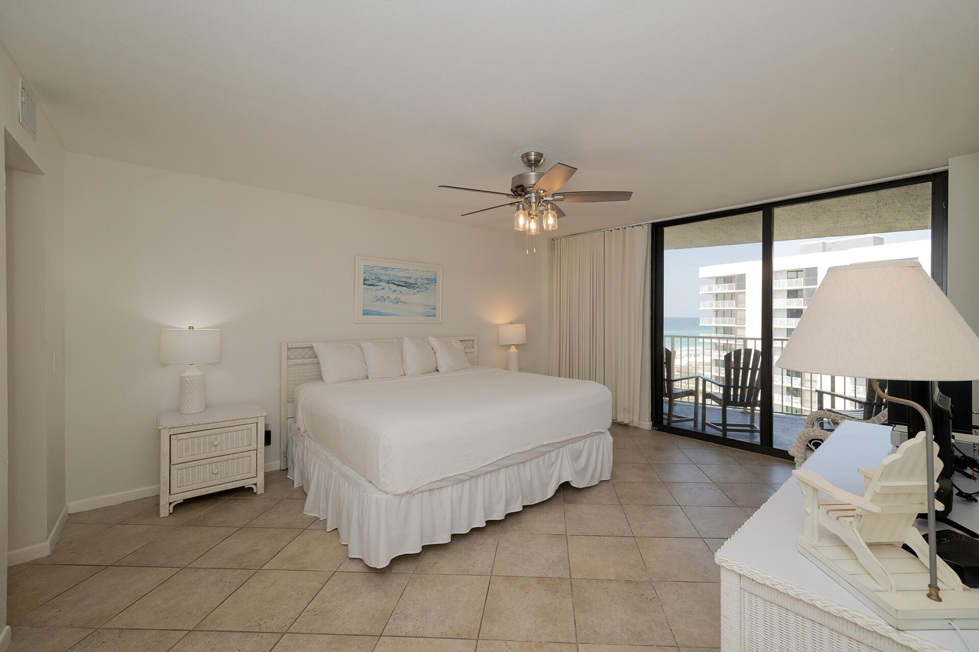 MAINSAIL CONDO PH 1 - Residential