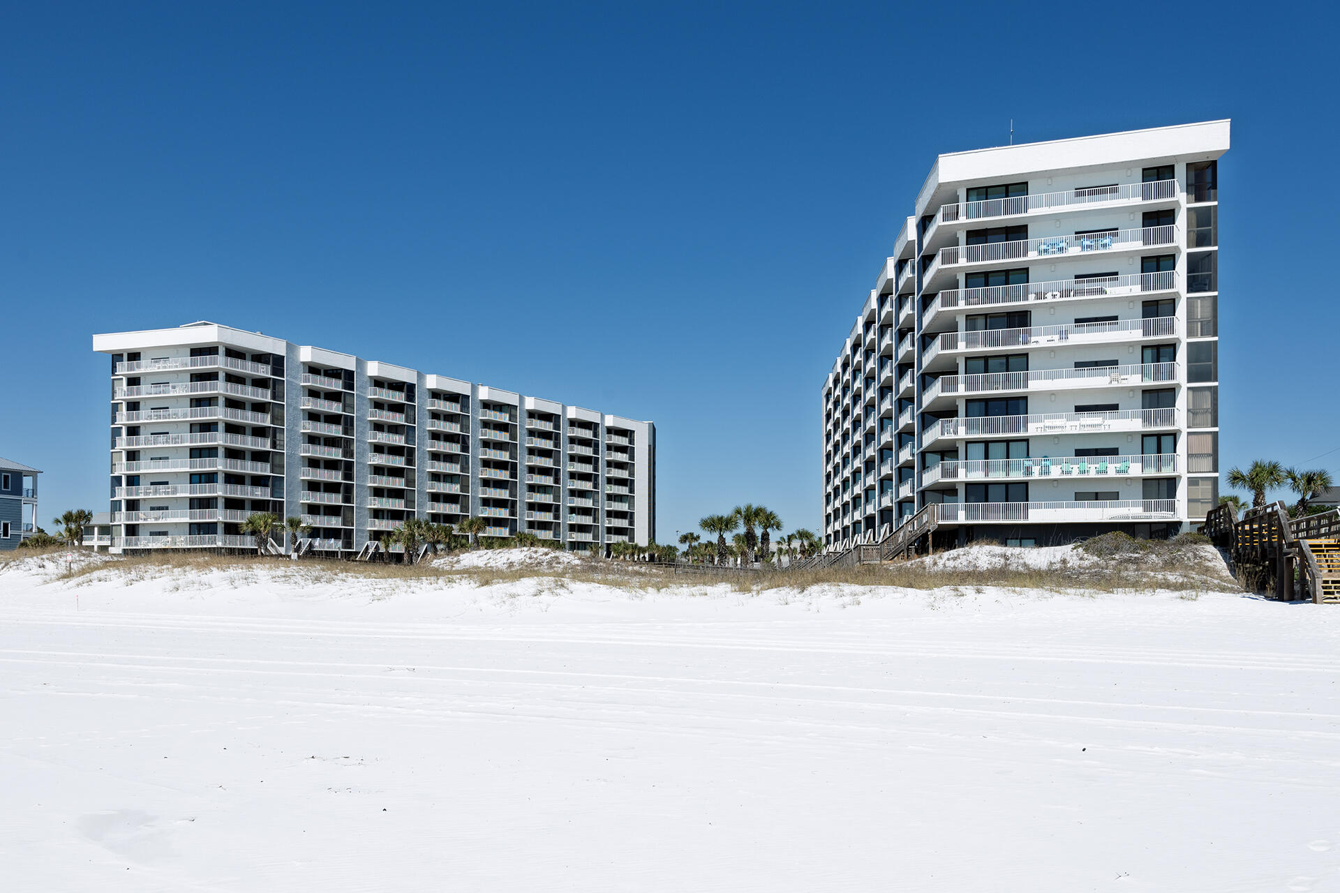 MAINSAIL CONDO PH 1 - Residential