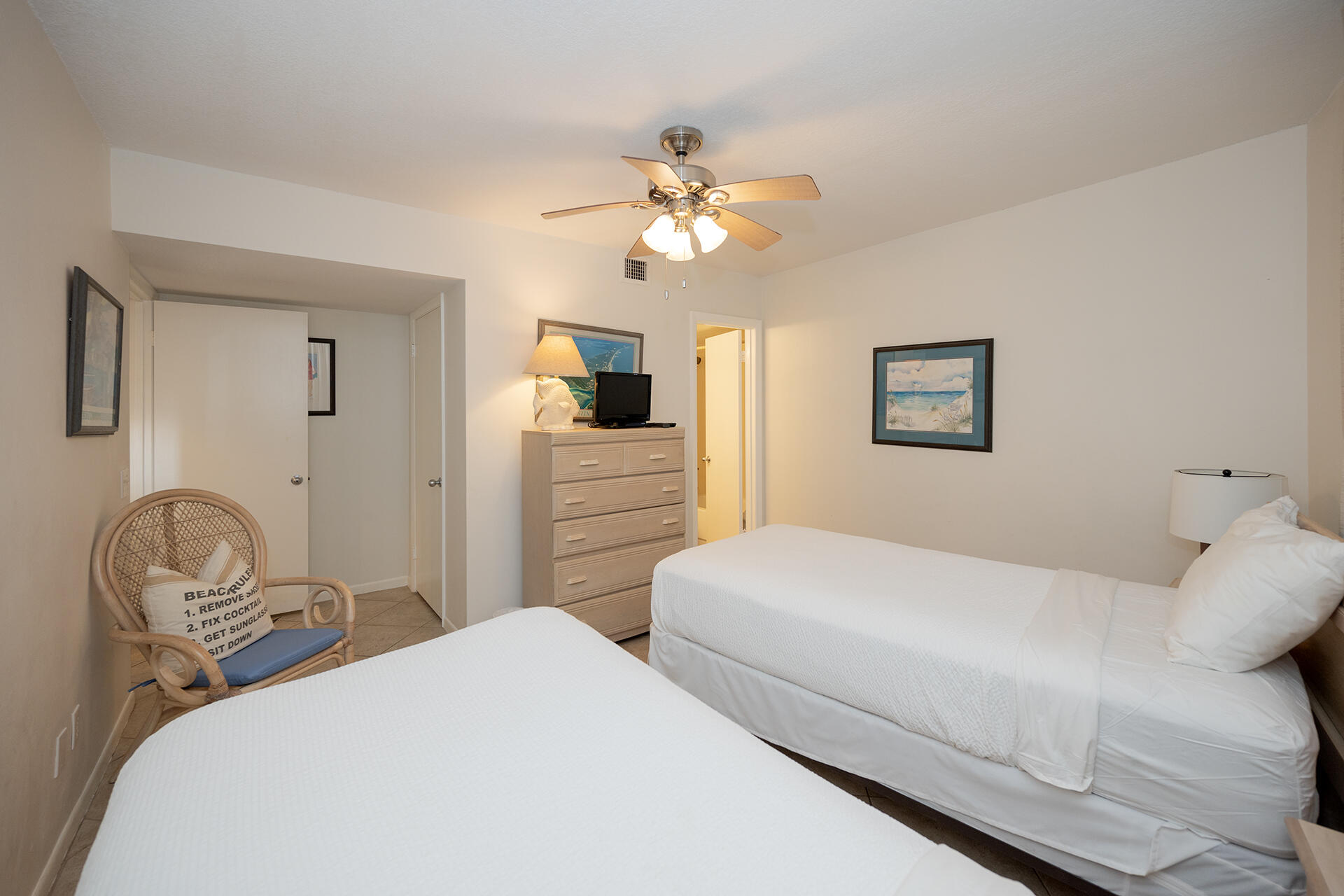 MAINSAIL CONDO PH 1 - Residential