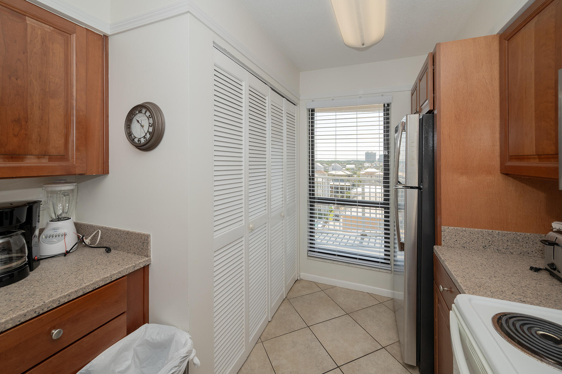 MAINSAIL CONDO PH 1 - Residential