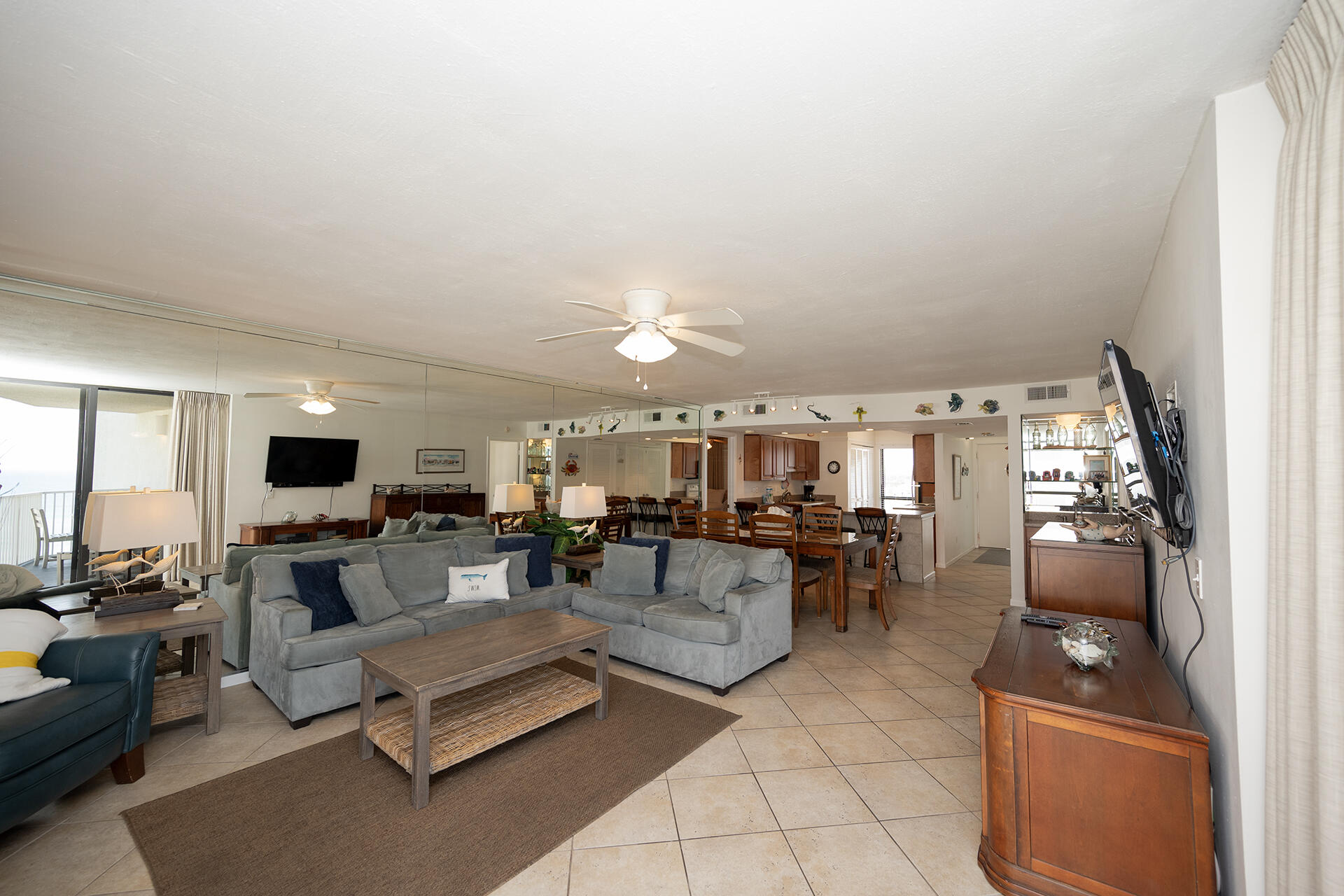 MAINSAIL CONDO PH 1 - Residential