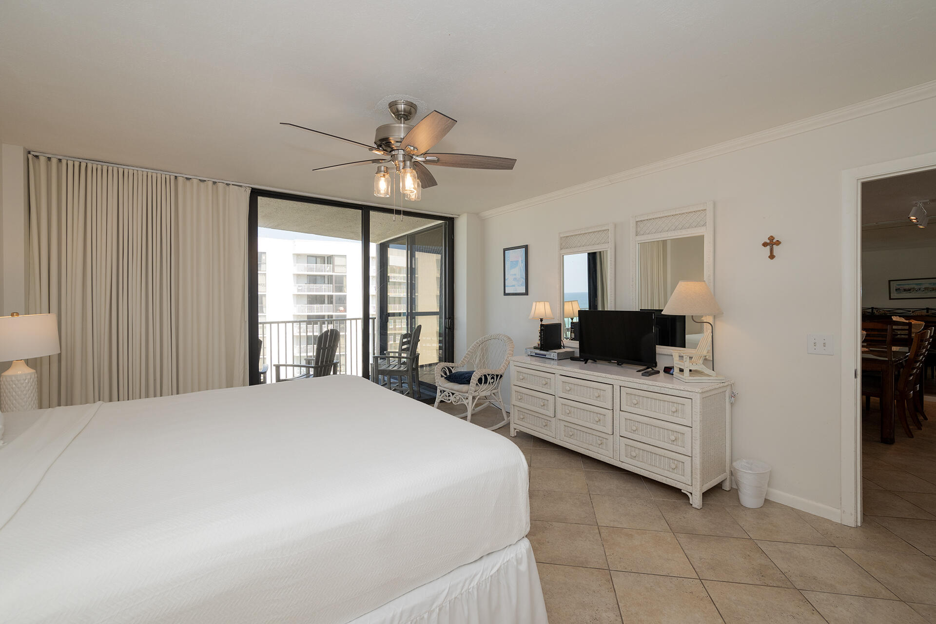 MAINSAIL CONDO PH 1 - Residential