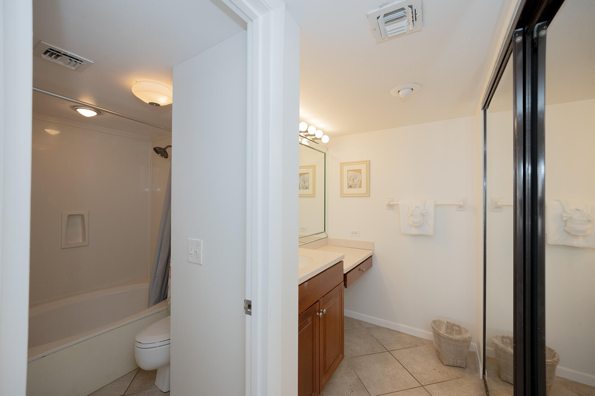 MAINSAIL CONDO PH 1 - Residential