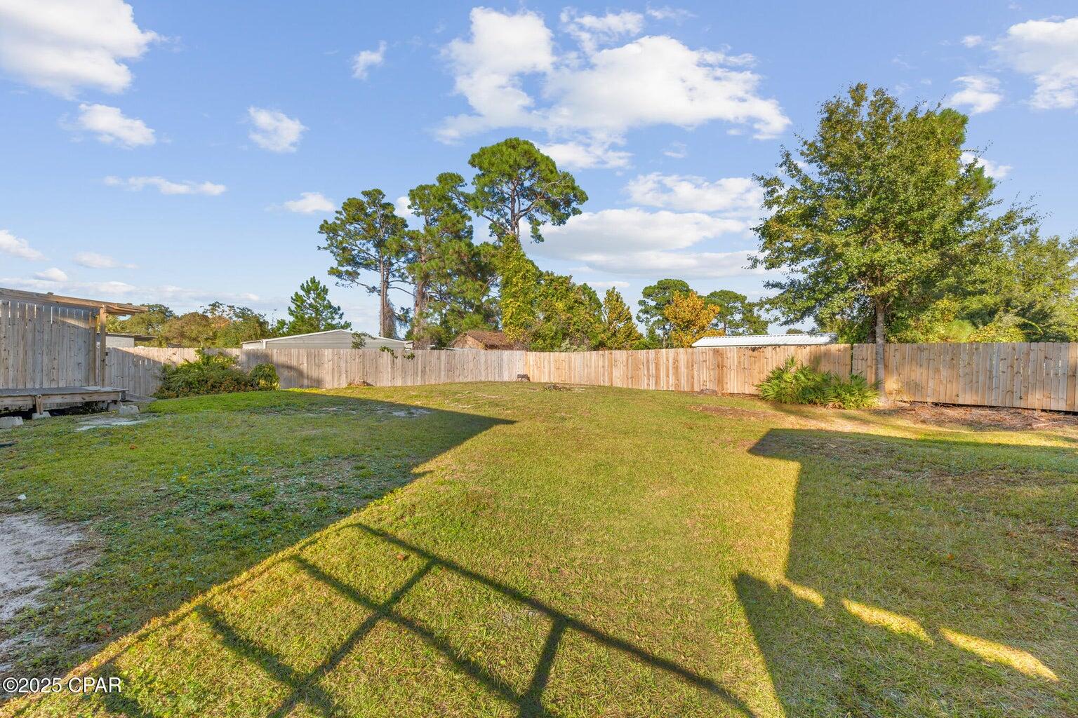 NORTH LAGOON OAKS 5TH ADDN - Residential