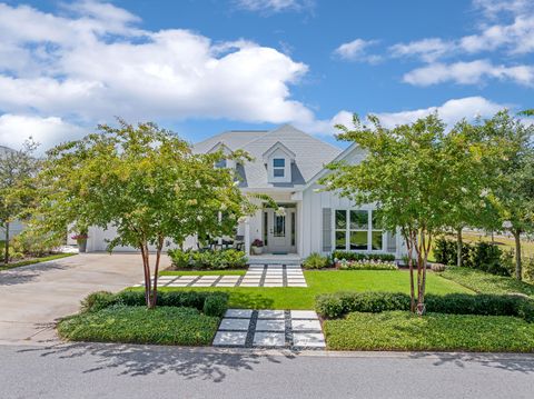 A home in Santa Rosa Beach