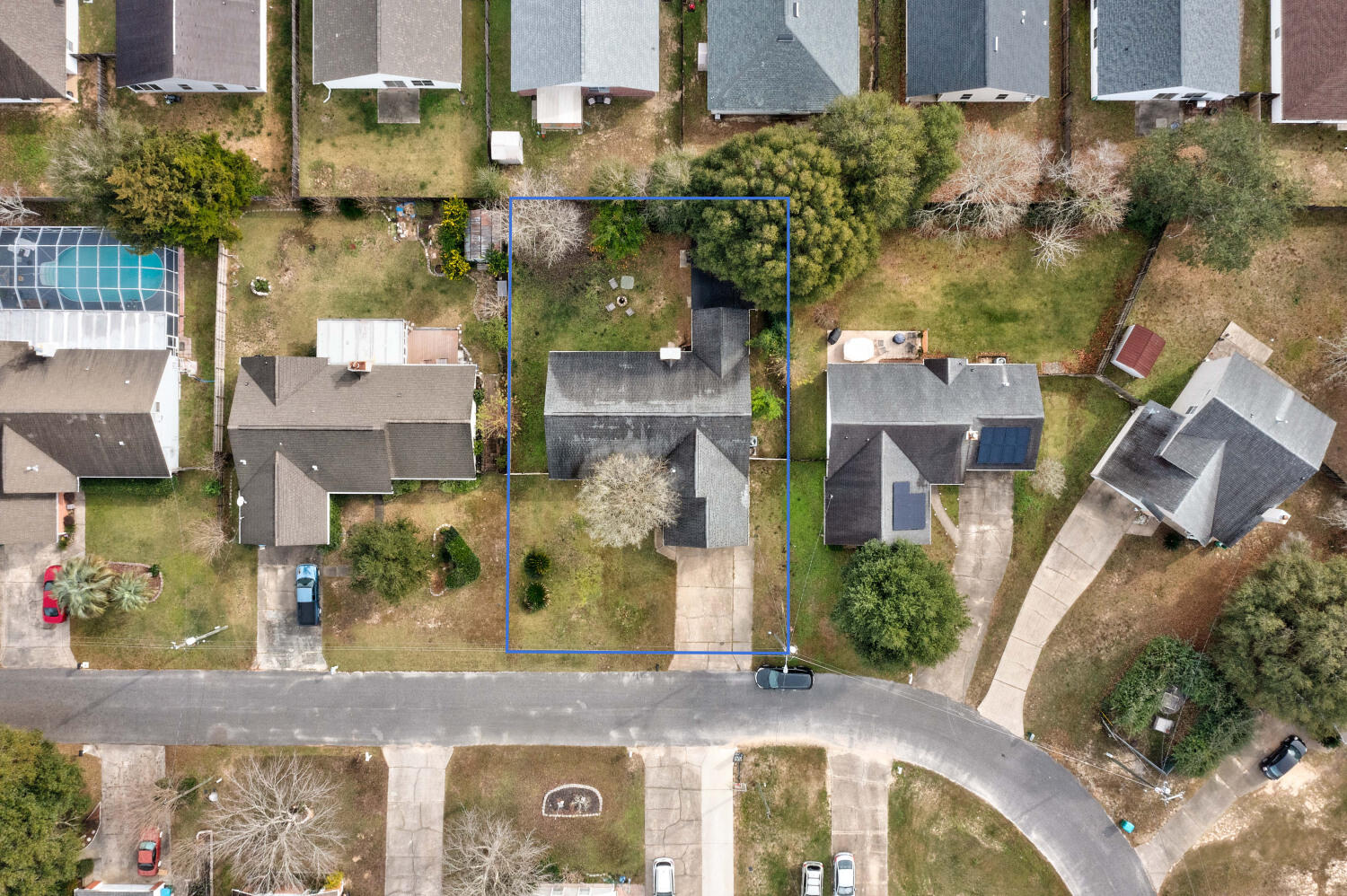 HOLLYROD PARK - Residential